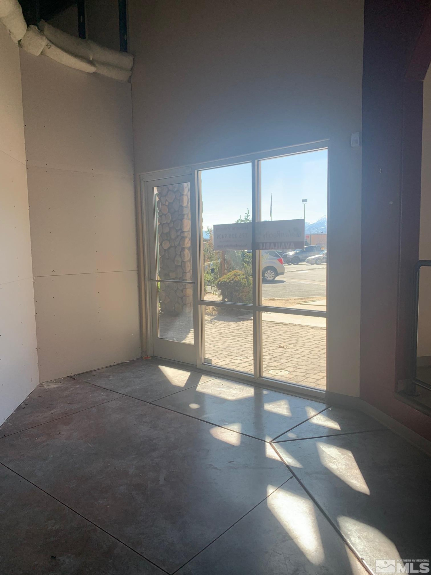 4530 S Carson Street, 3