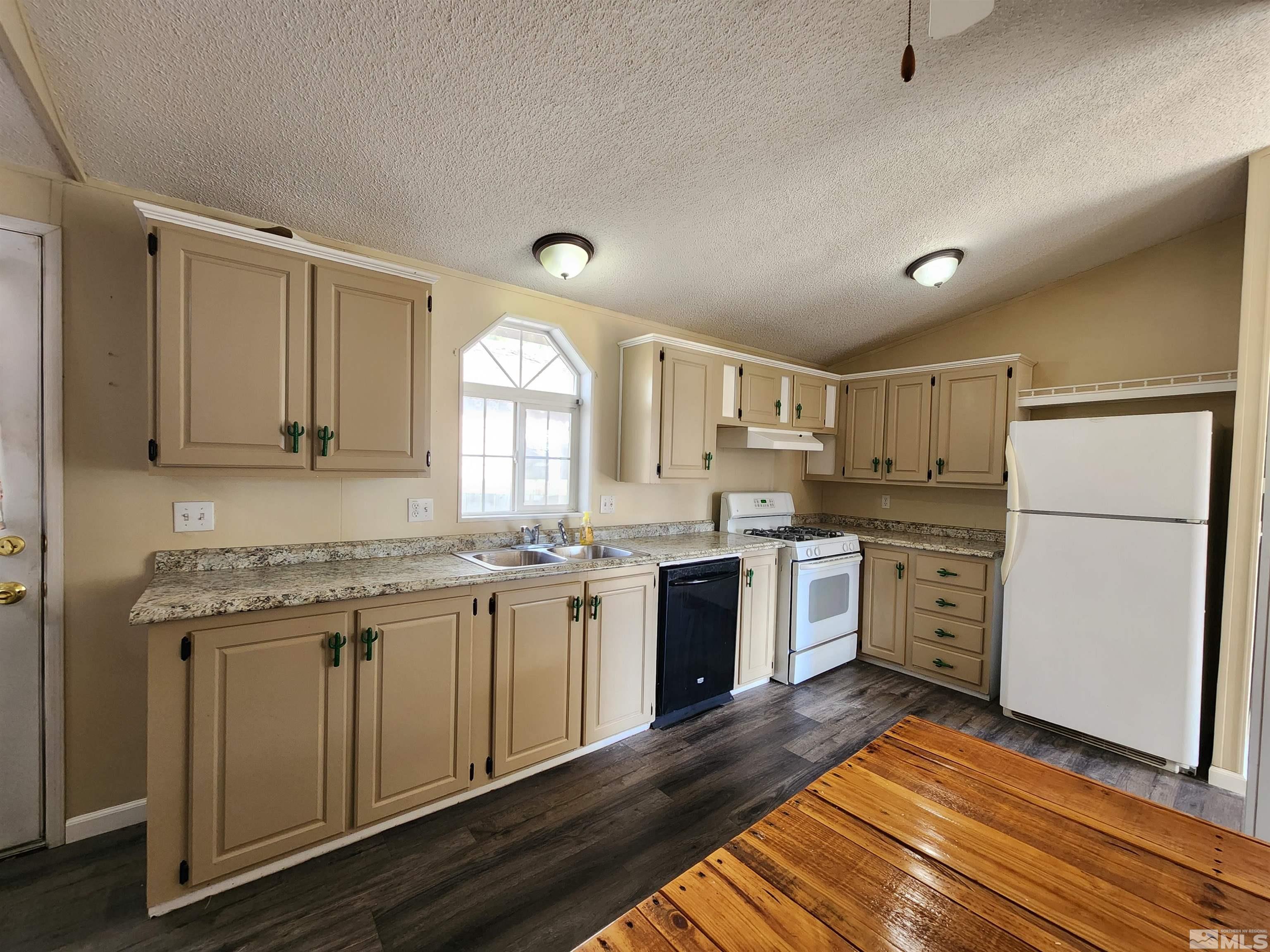 151 S 5th Street