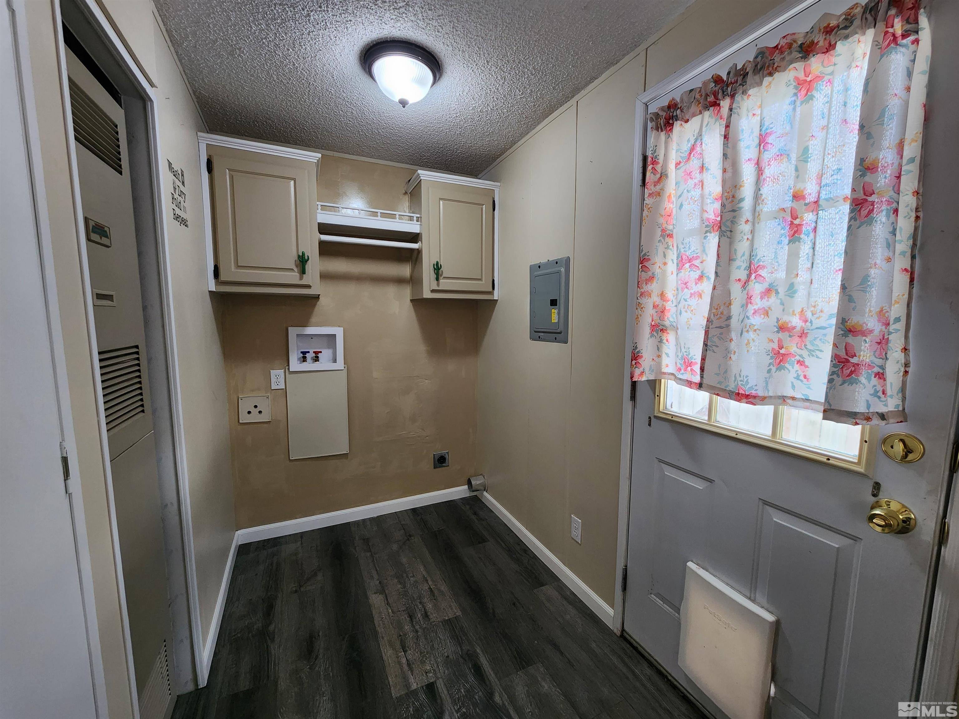 151 S 5th Street