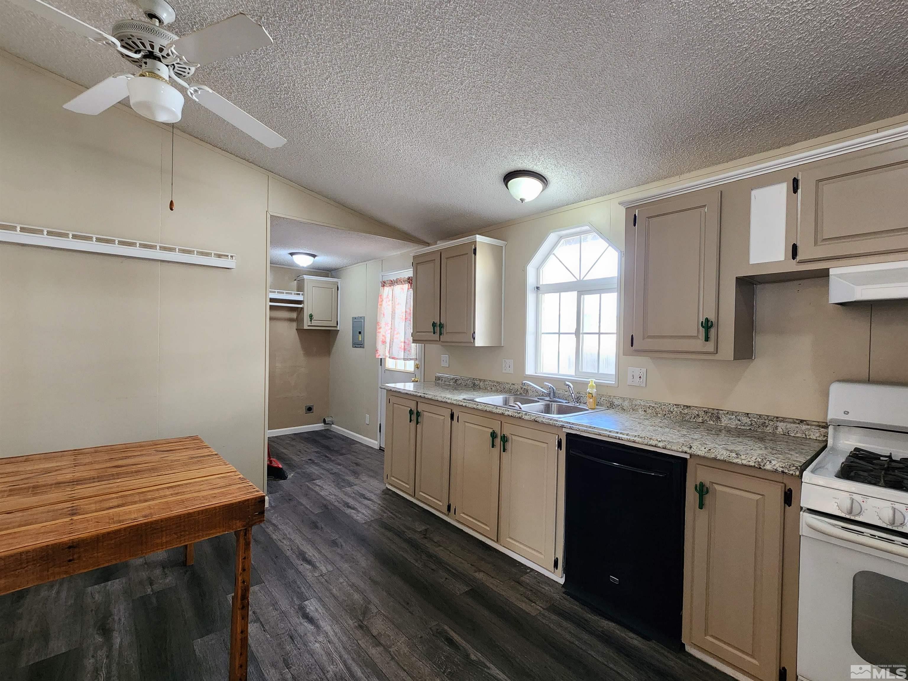 151 S 5th Street