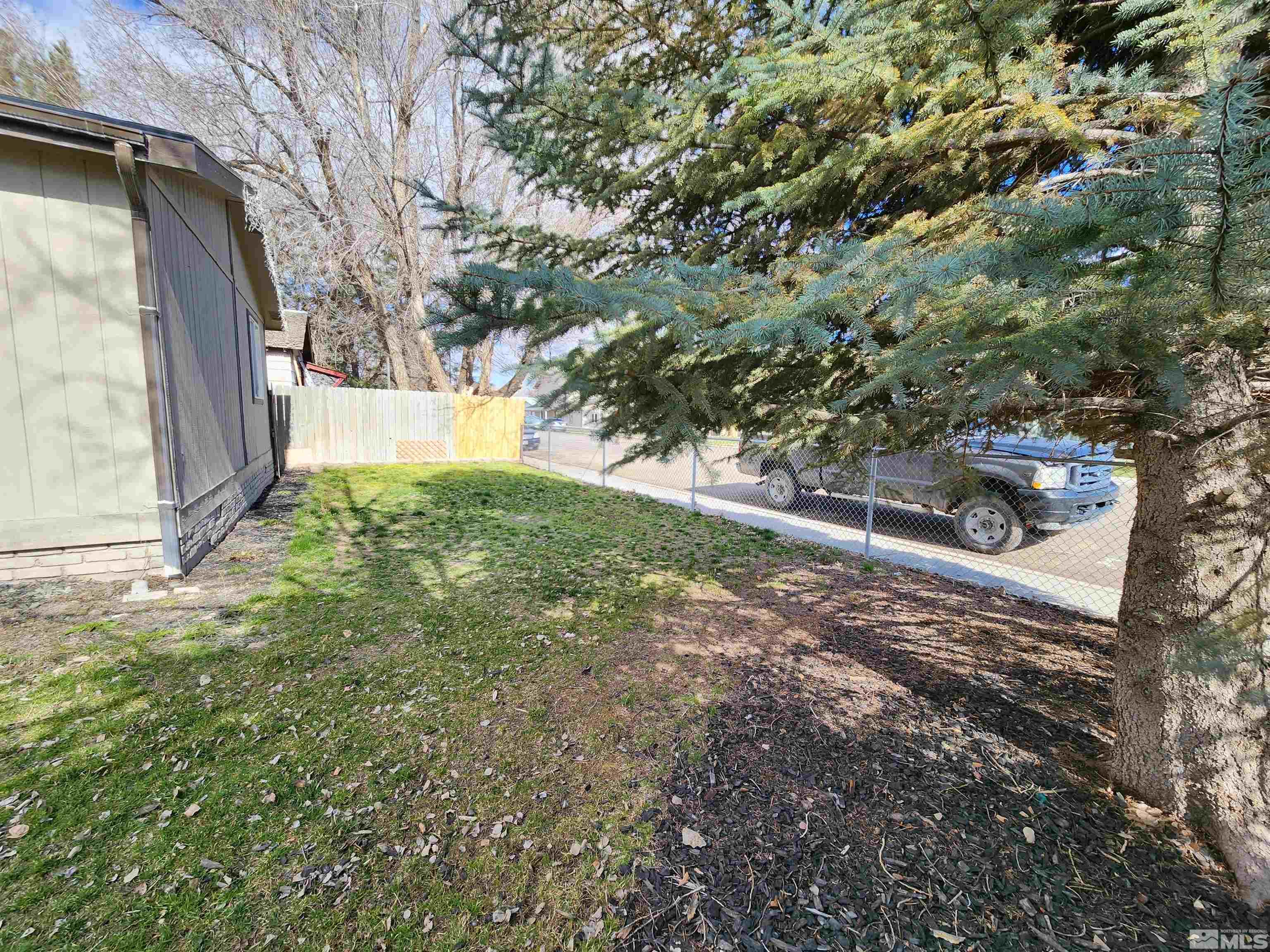 151 S 5th Street