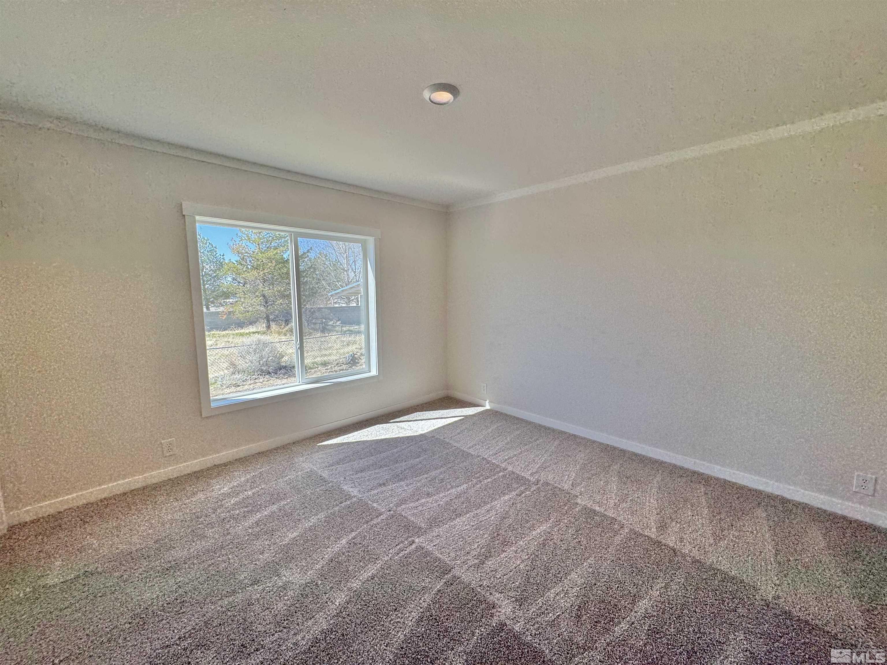 3662 Crown Royal Circle