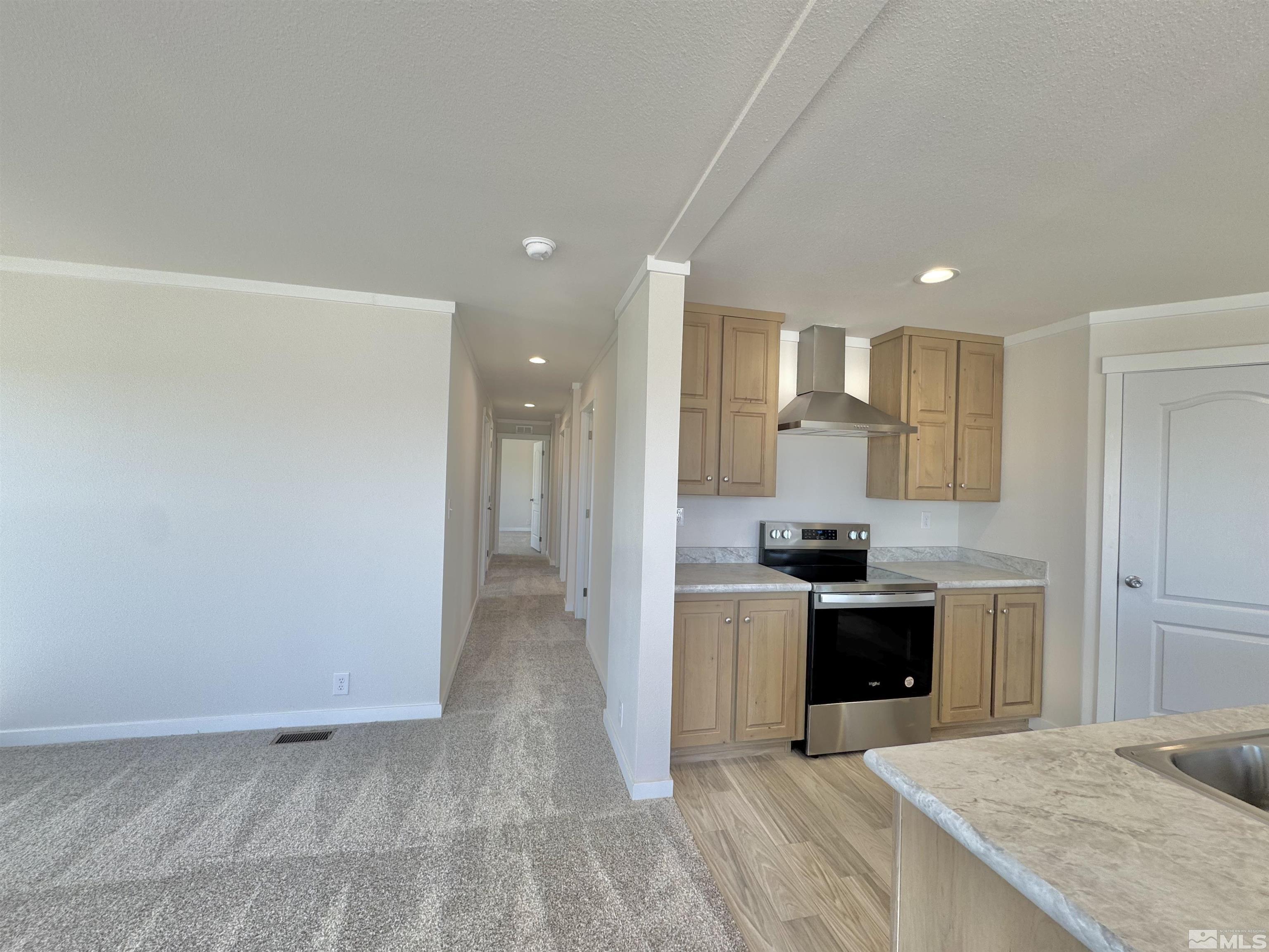 3662 Crown Royal Circle