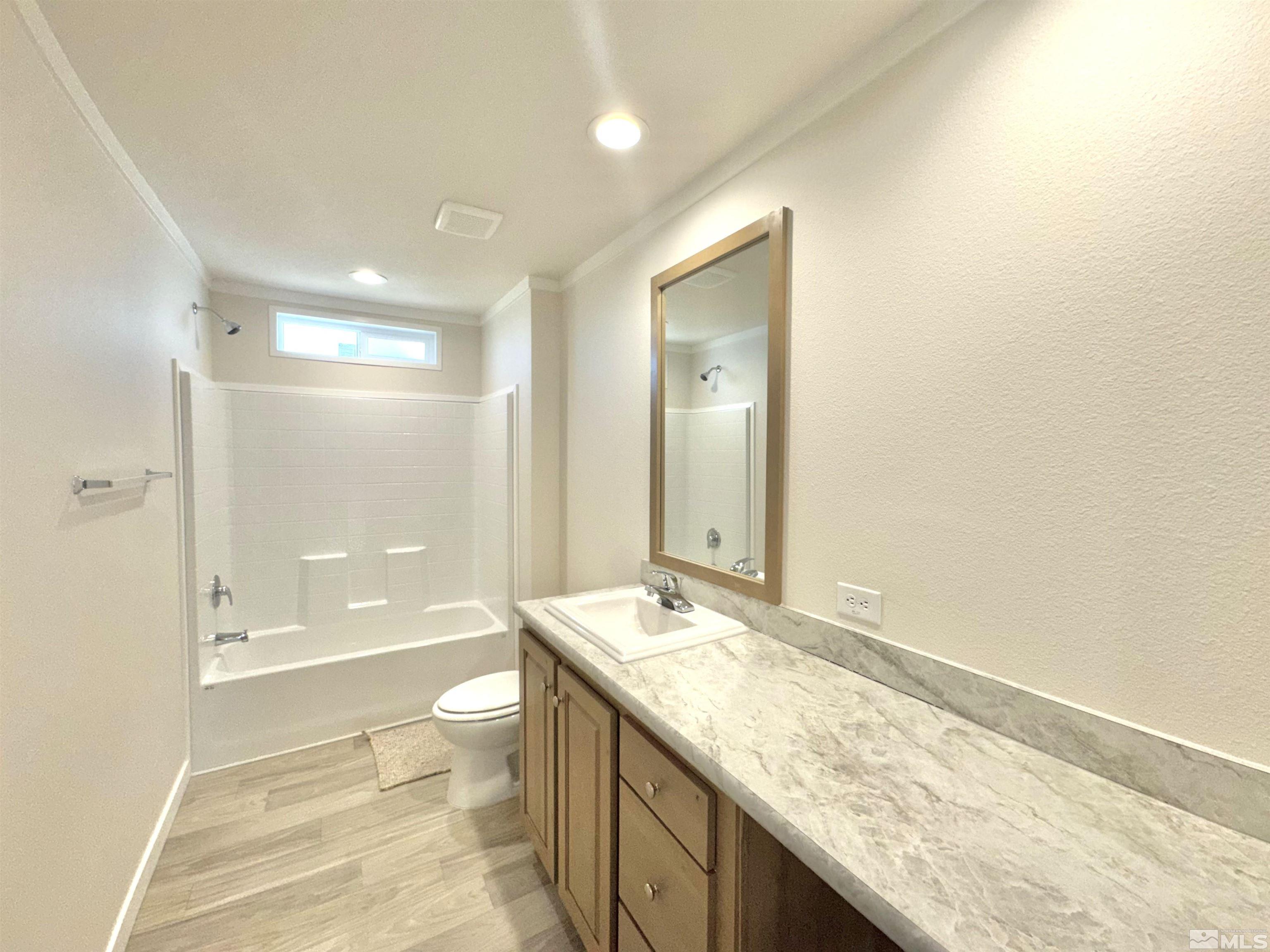 3662 Crown Royal Circle