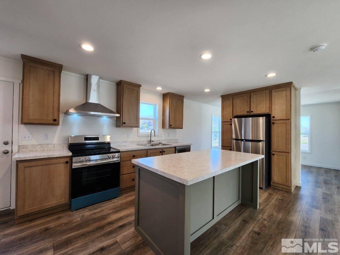 3427 Crown Royal Circle