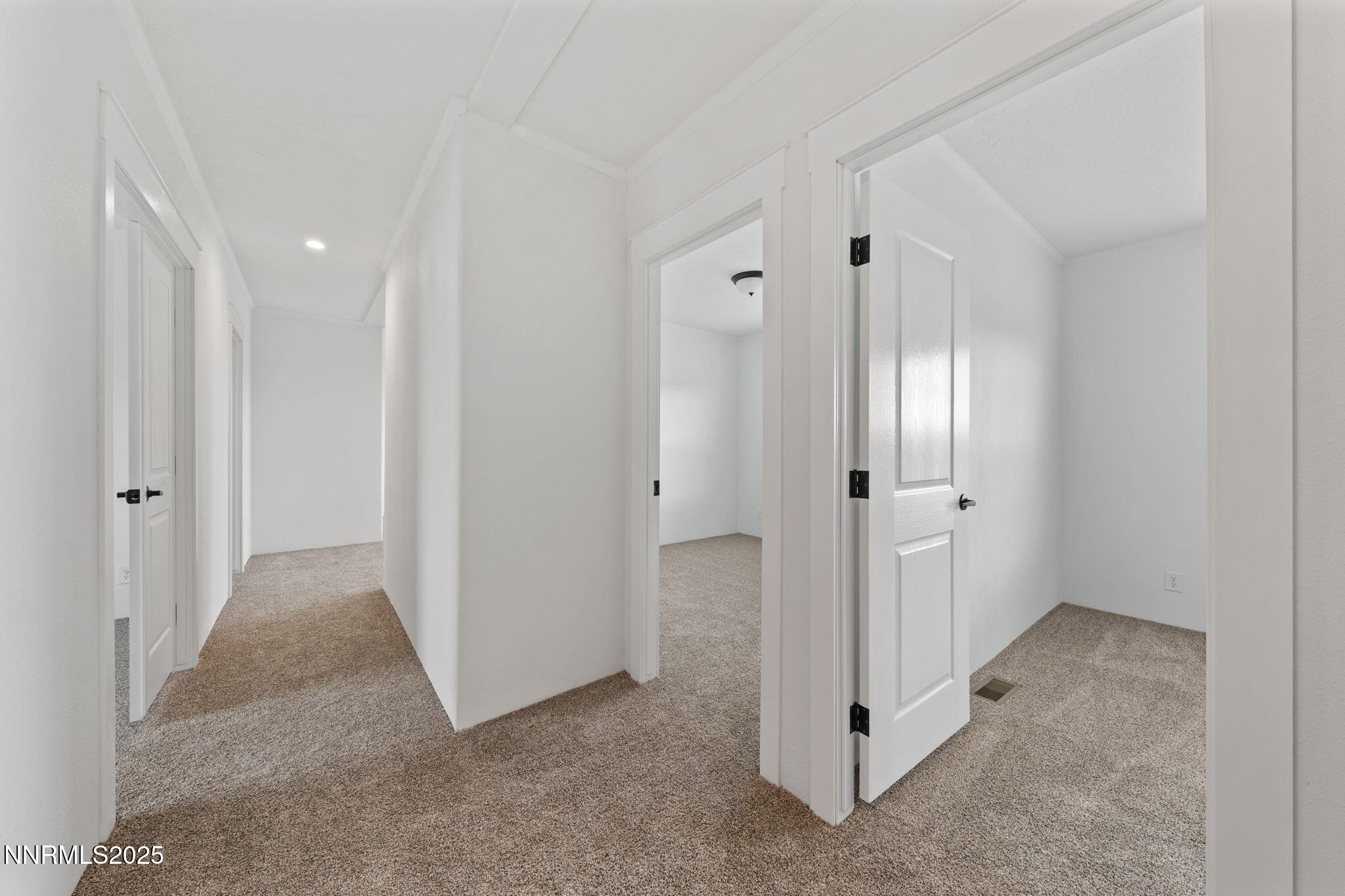 6225 Sand Creek Circle