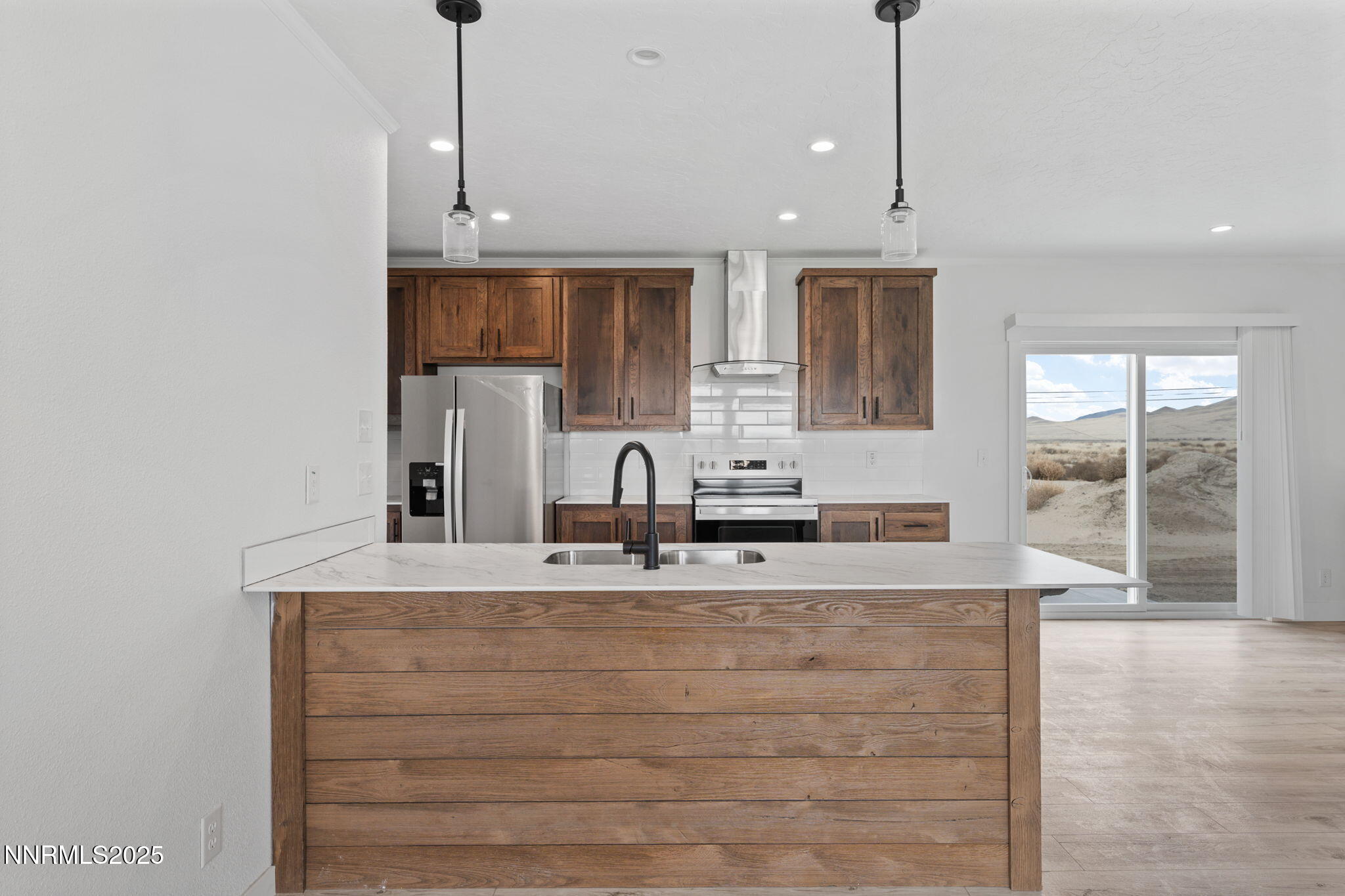 6225 Sand Creek Circle