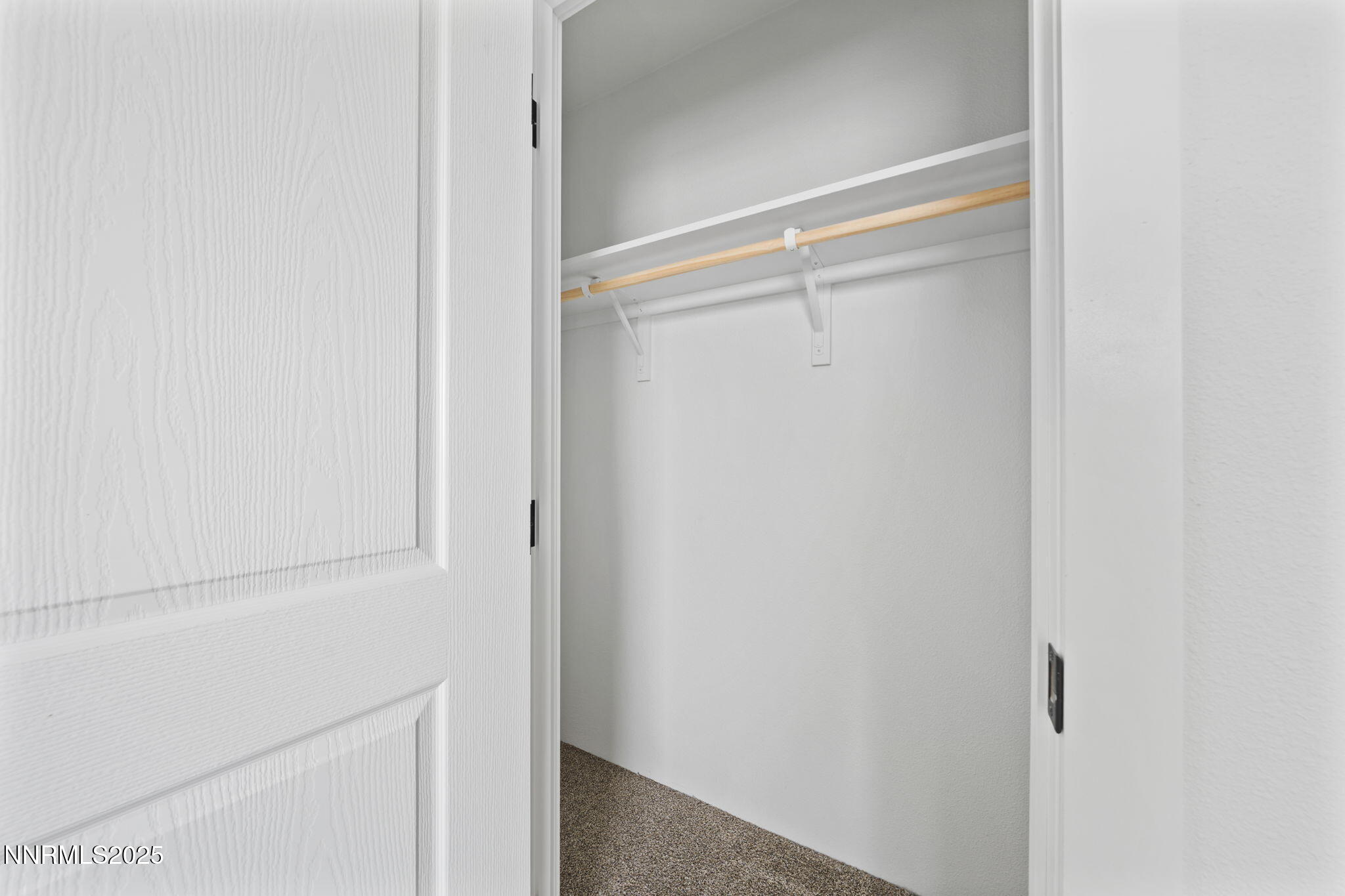 6225 Sand Creek Circle