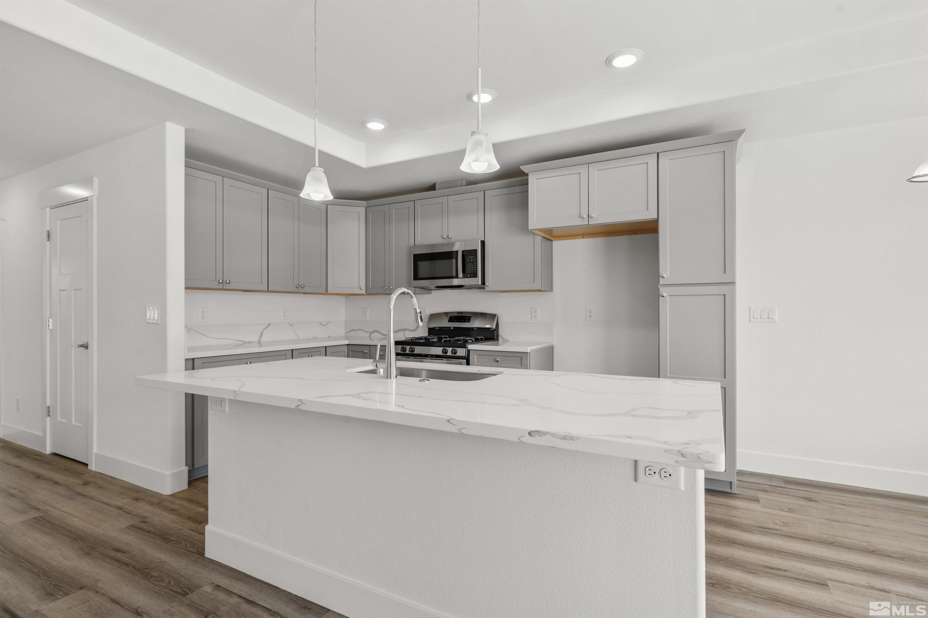 405 Yellow Brick Road