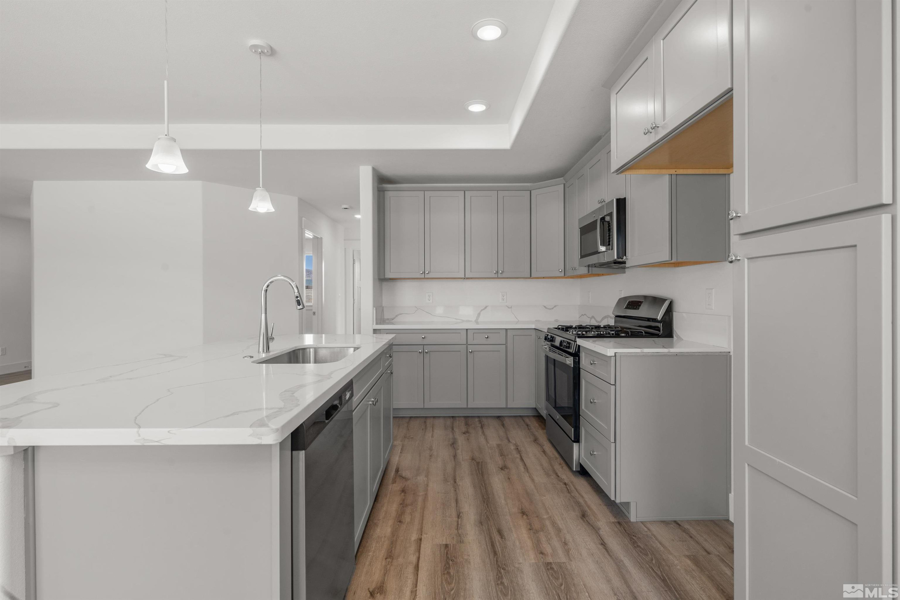 405 Yellow Brick Road