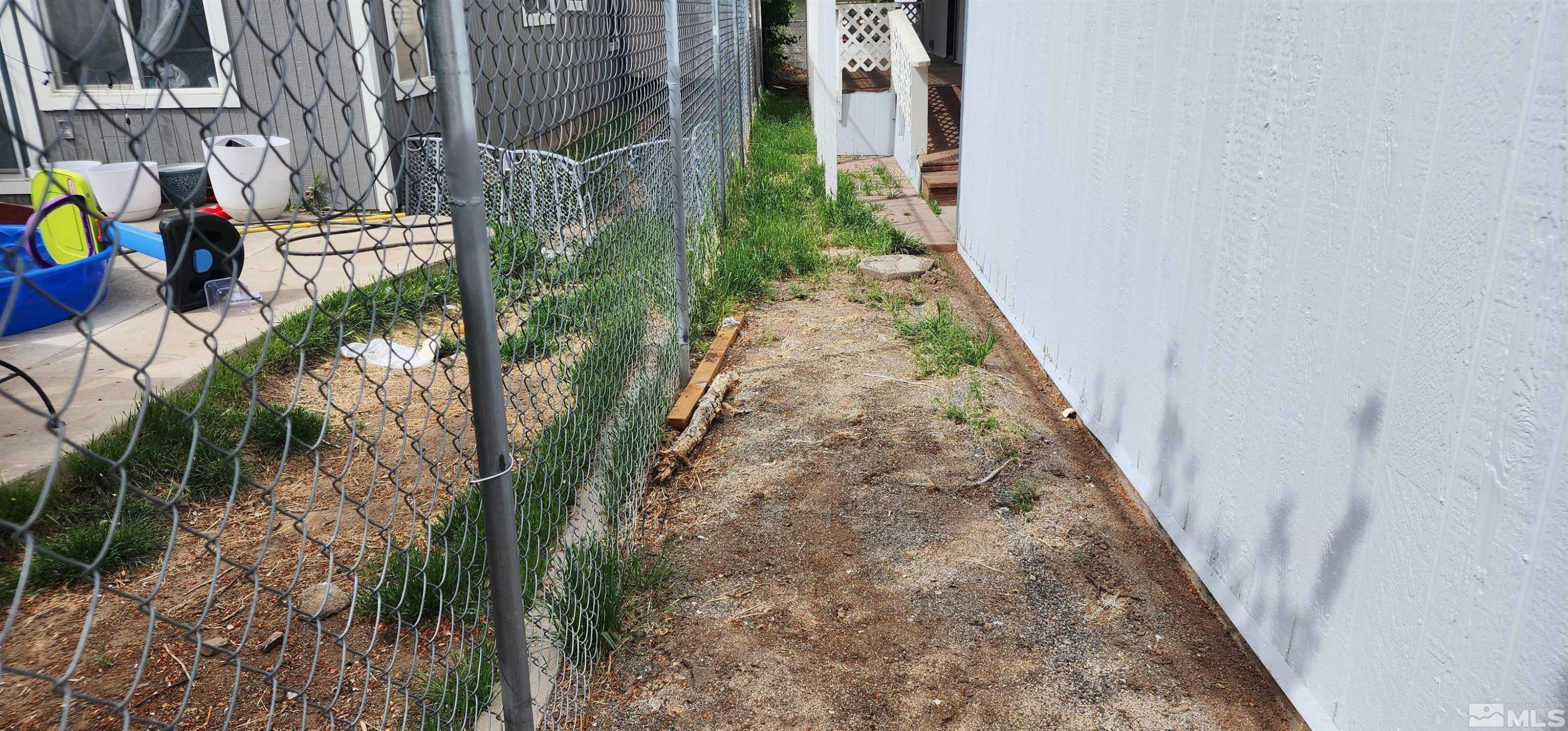 289 Ave De La D'Emerald