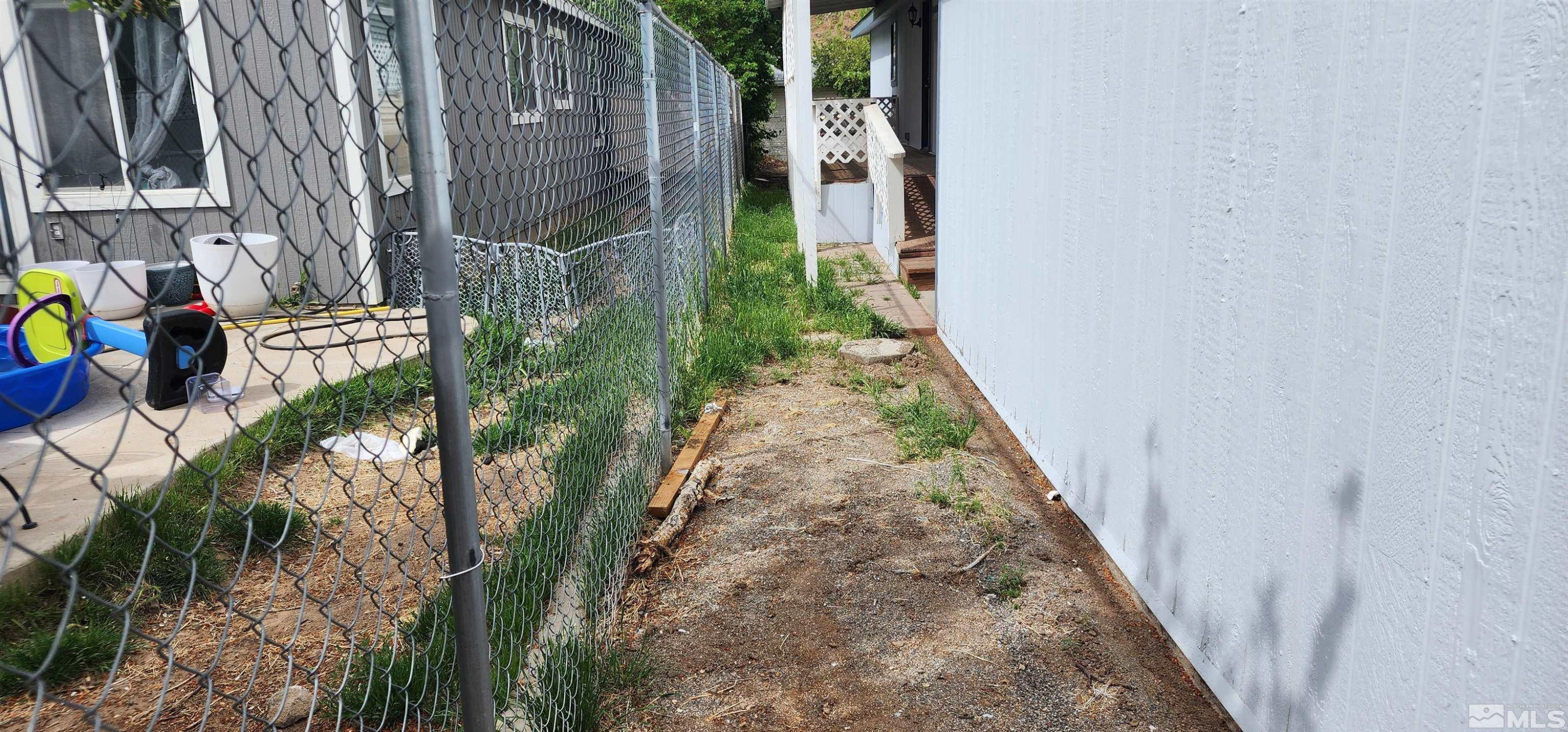 289 Ave De La D'Emerald