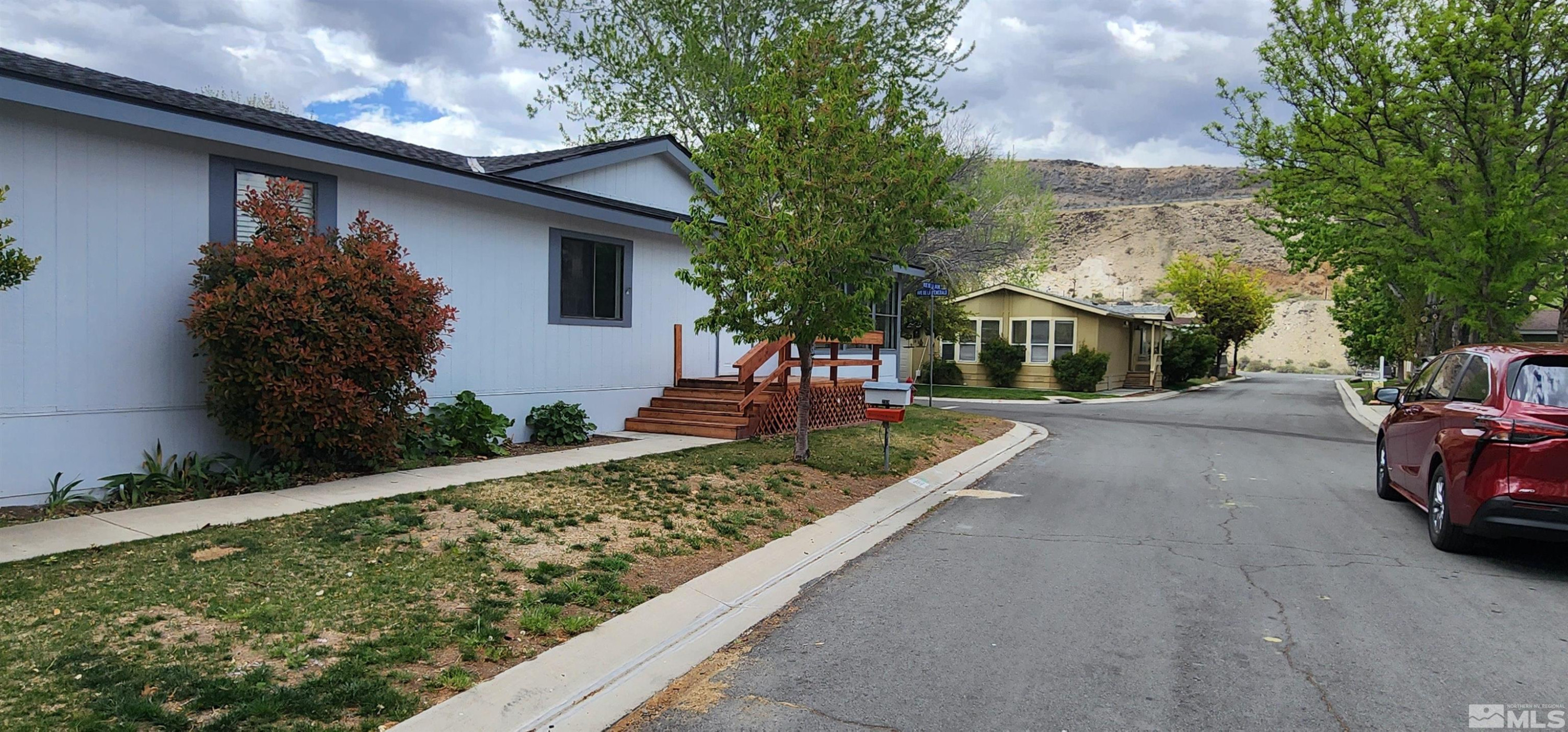 289 Ave De La D'Emerald