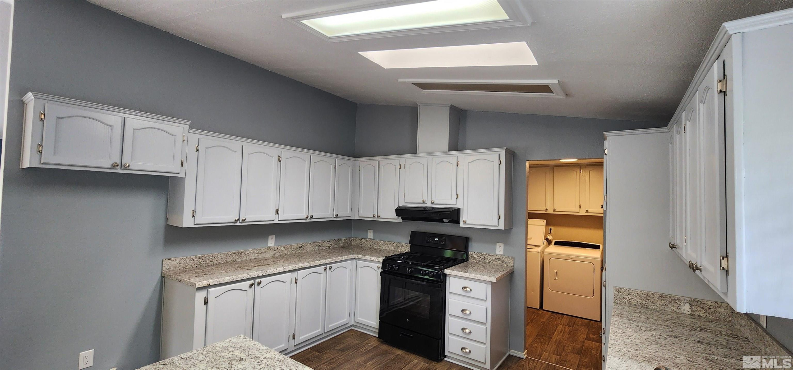 289 Ave De La D'Emerald