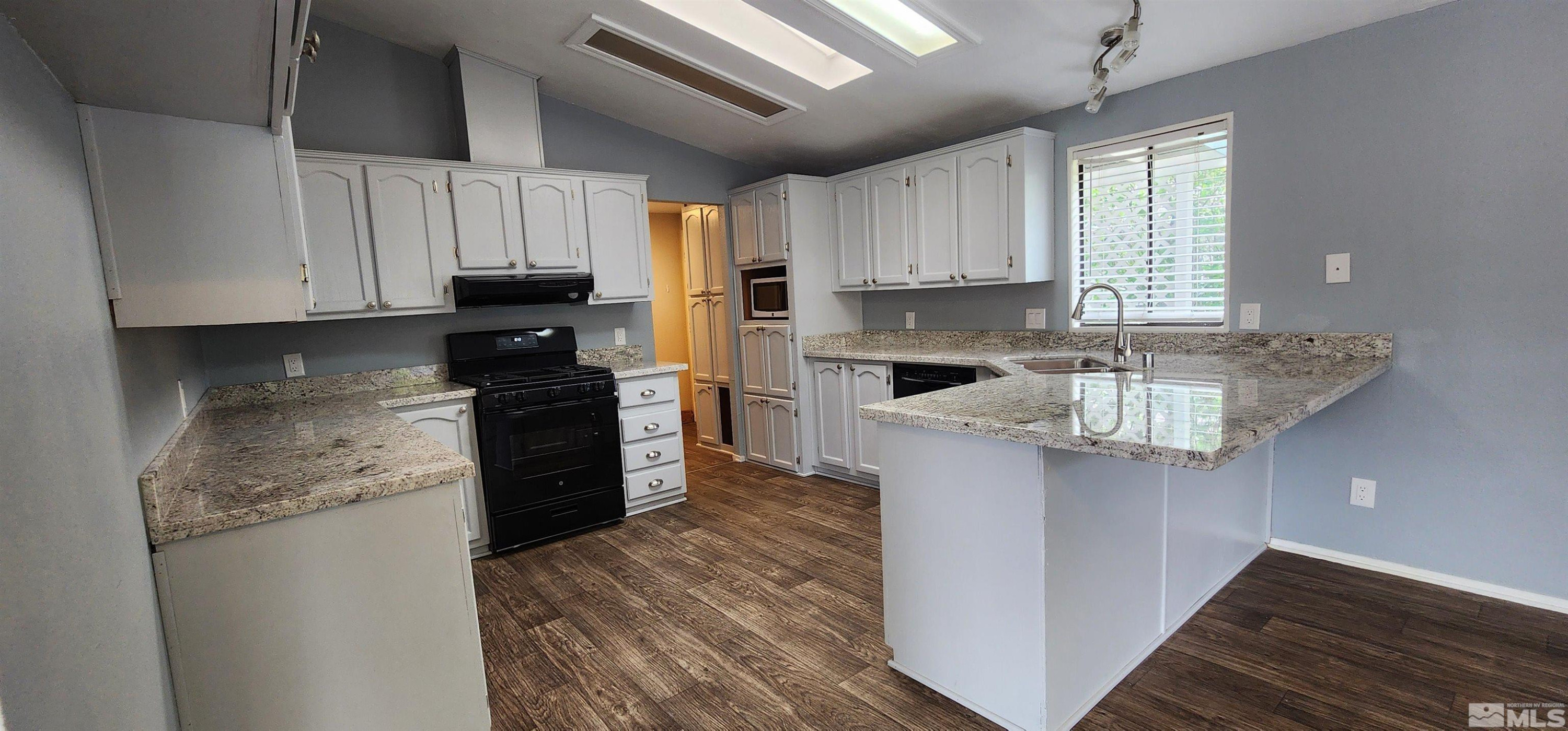 289 Ave De La D'Emerald