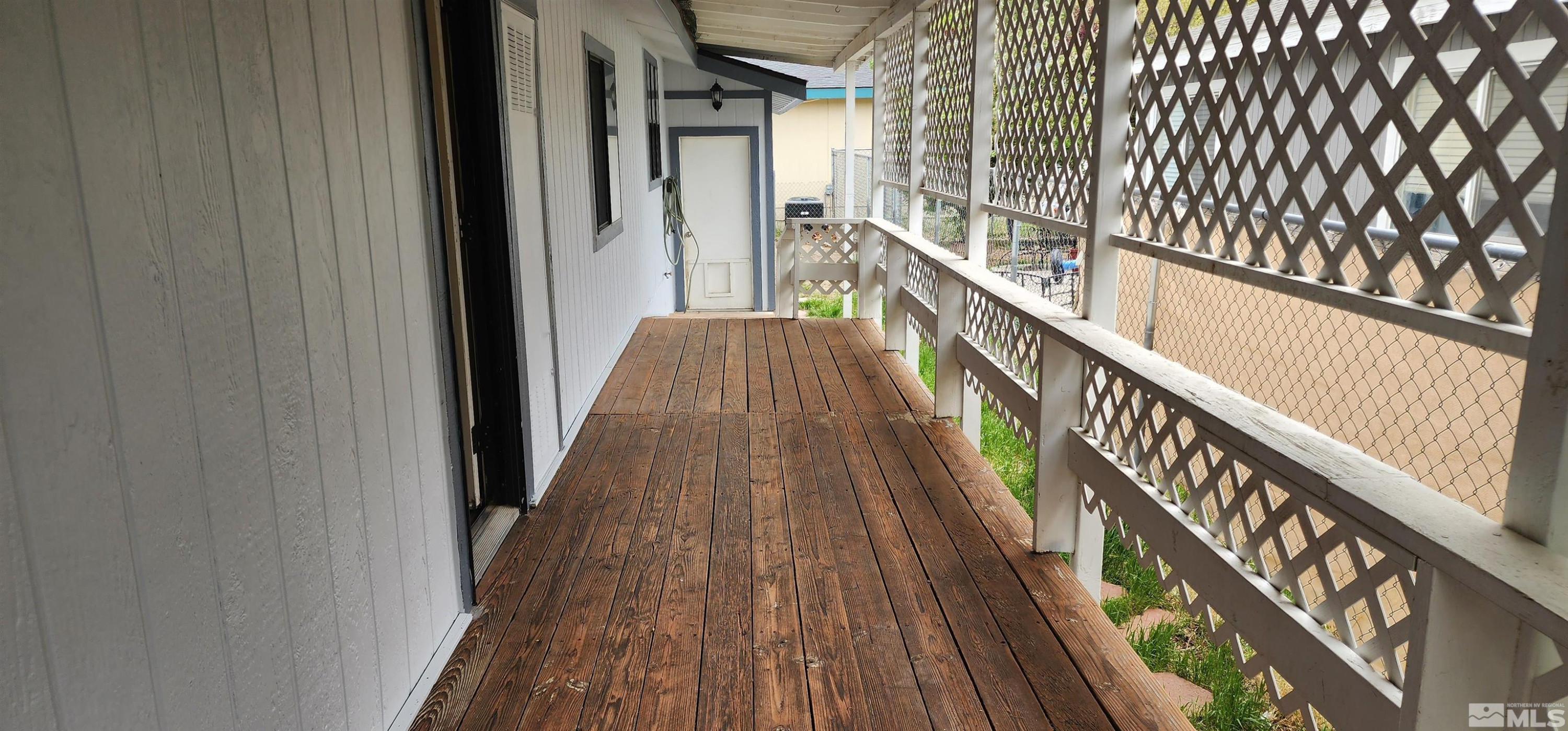 289 Ave De La D'Emerald