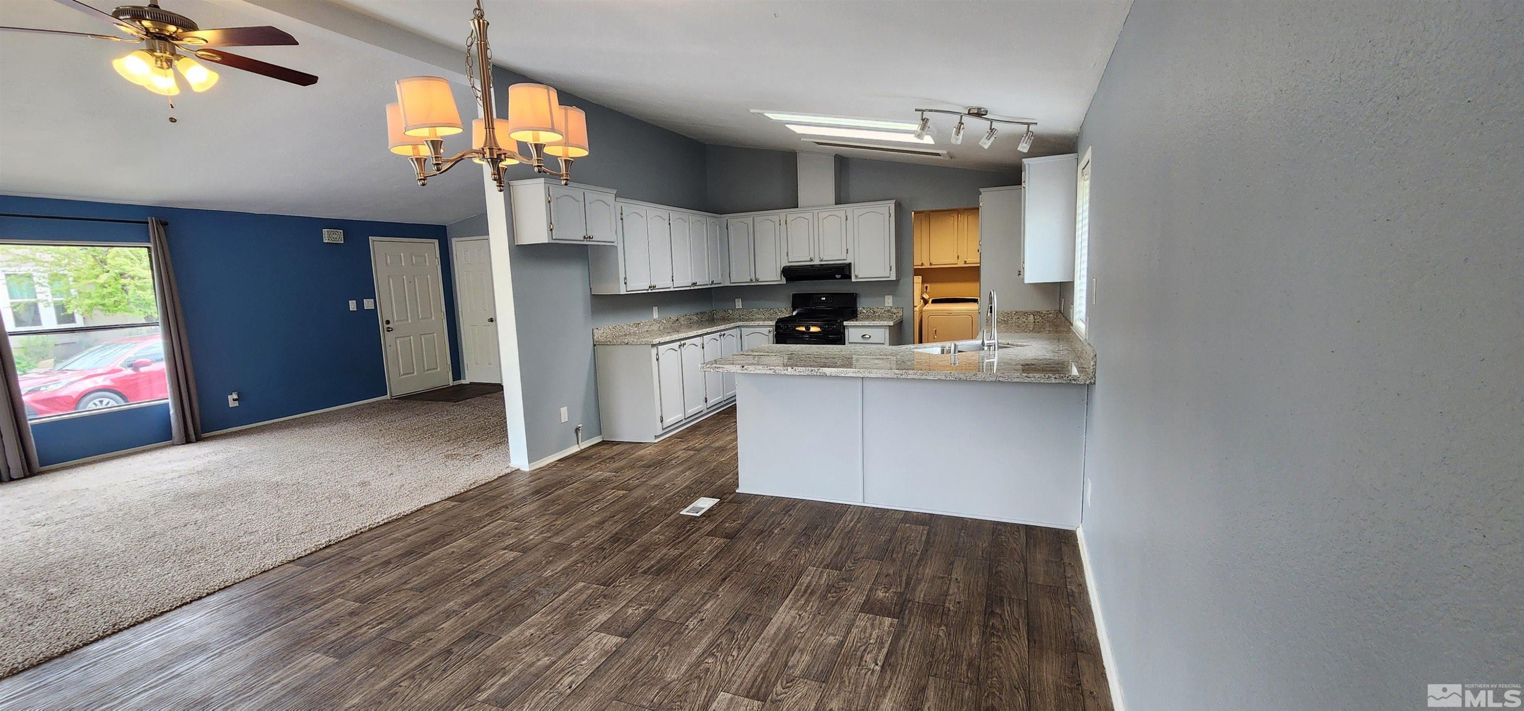 289 Ave De La D'Emerald