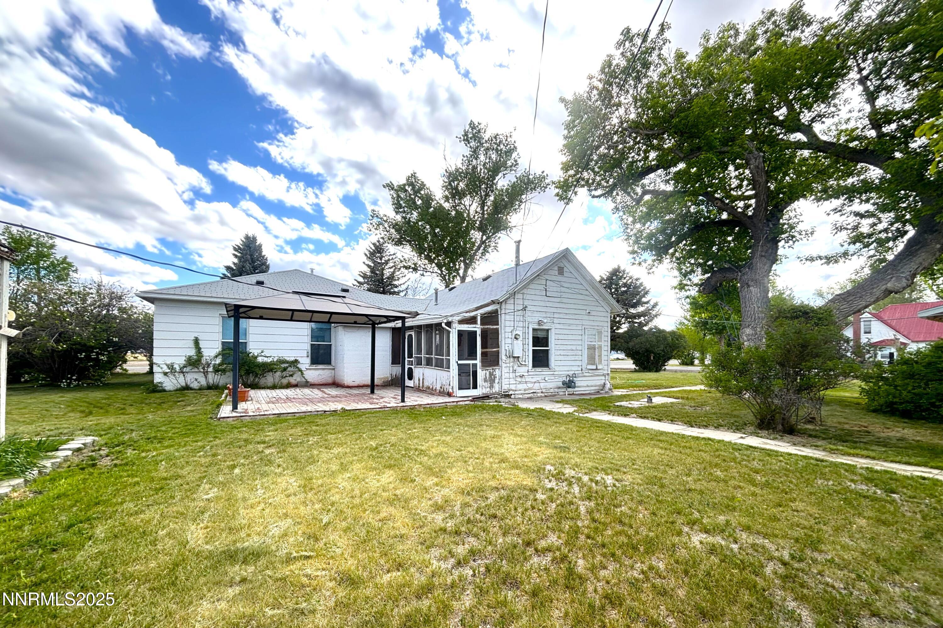 831 N 1st Street