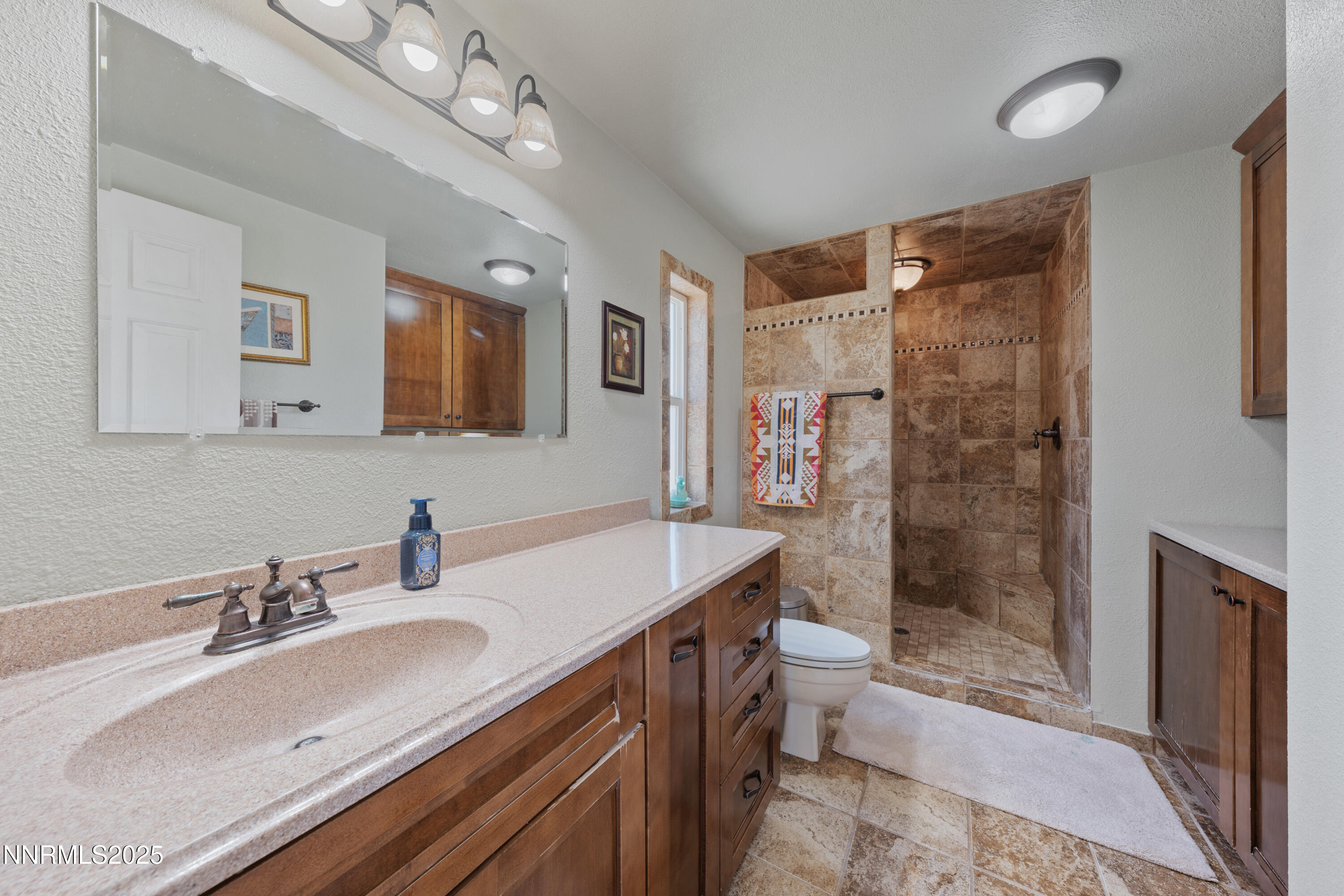 1000 Skyline Boulevard