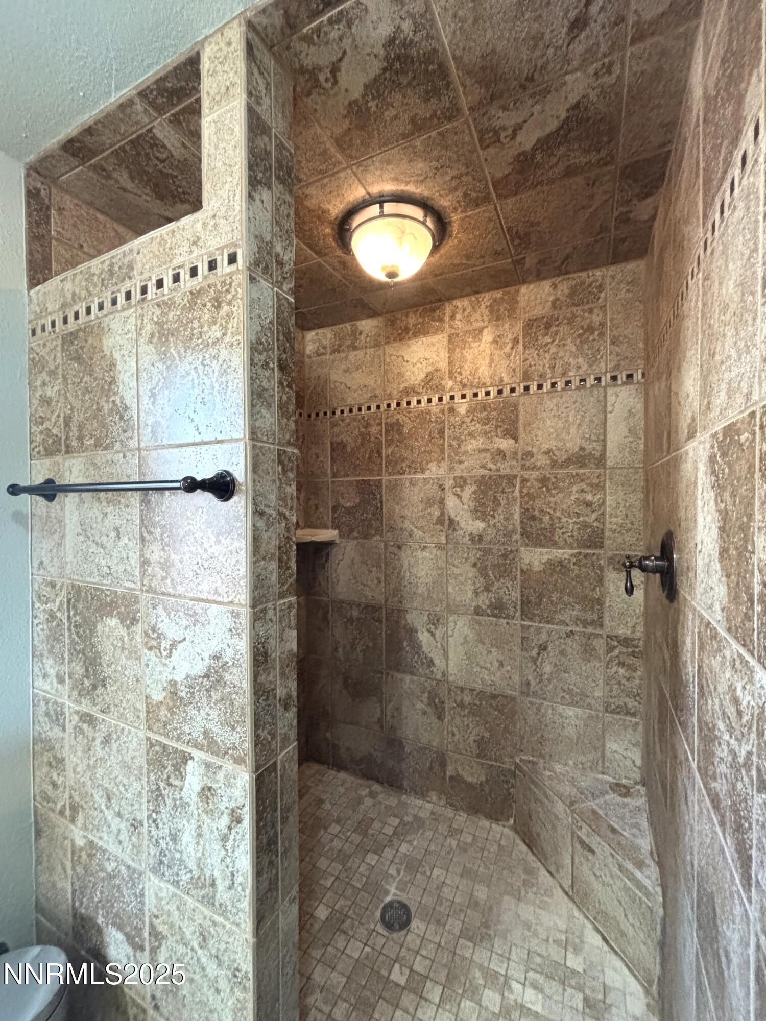 1000 Skyline Boulevard