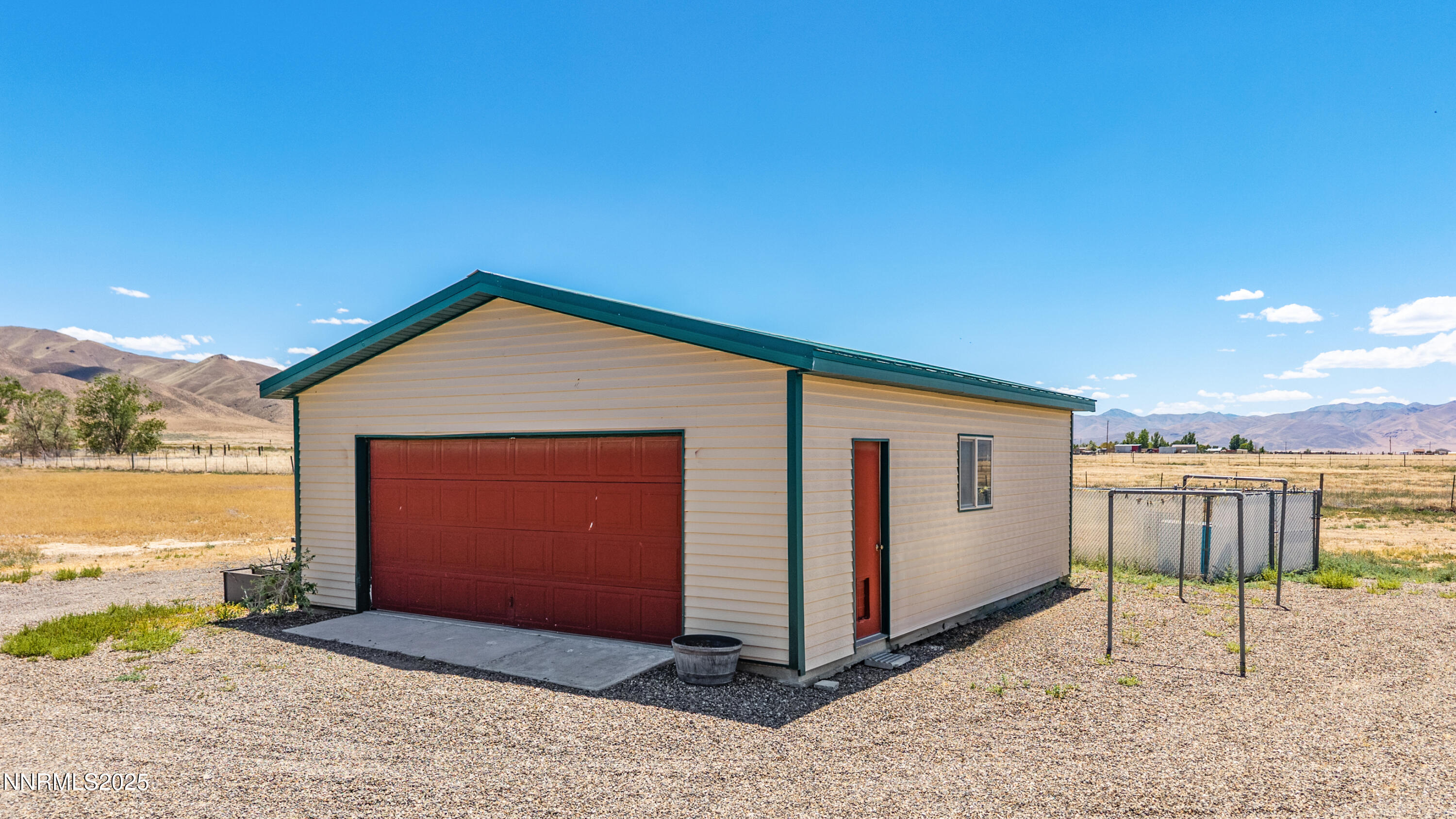 1000 Skyline Boulevard