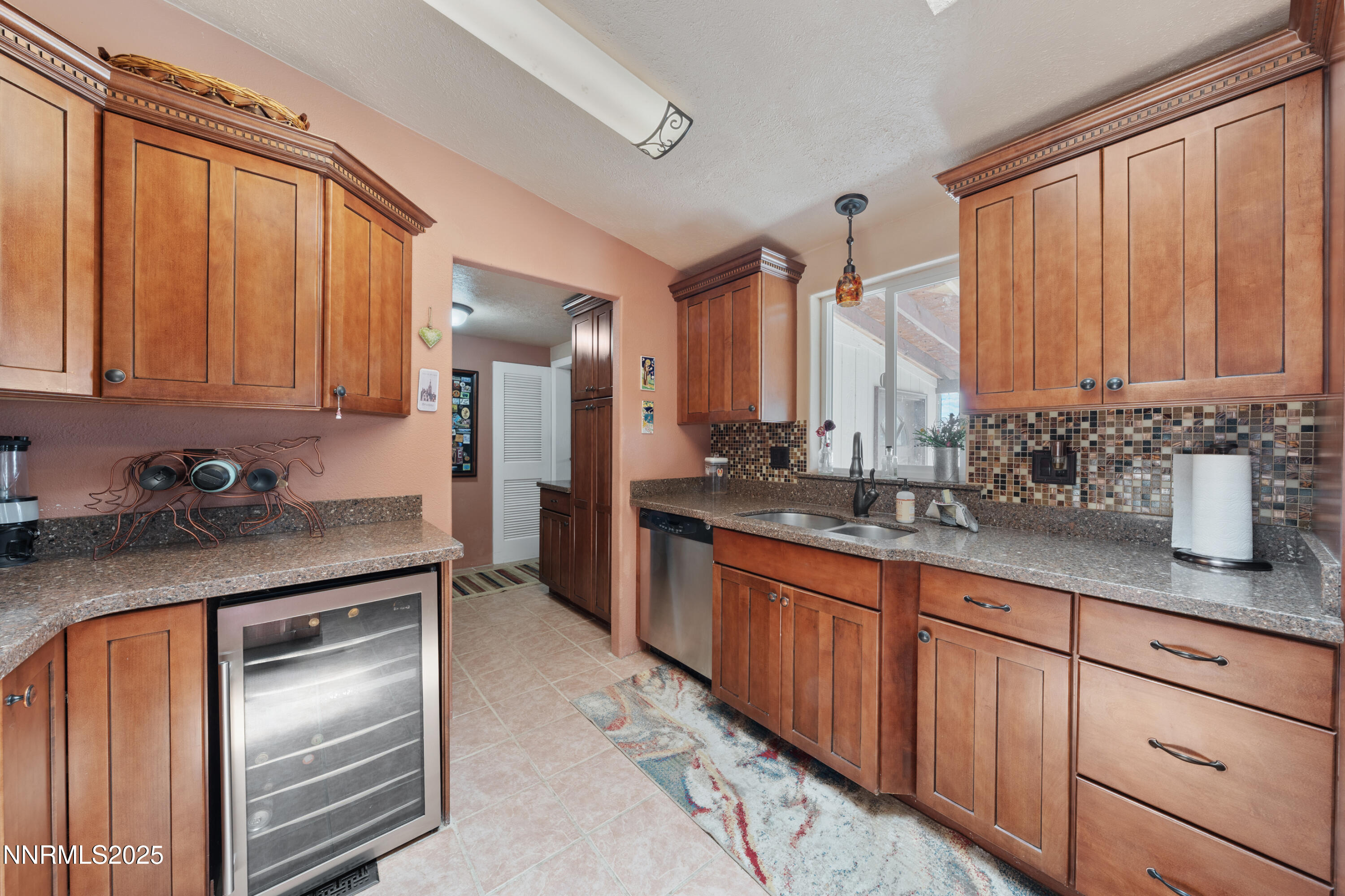 1000 Skyline Boulevard