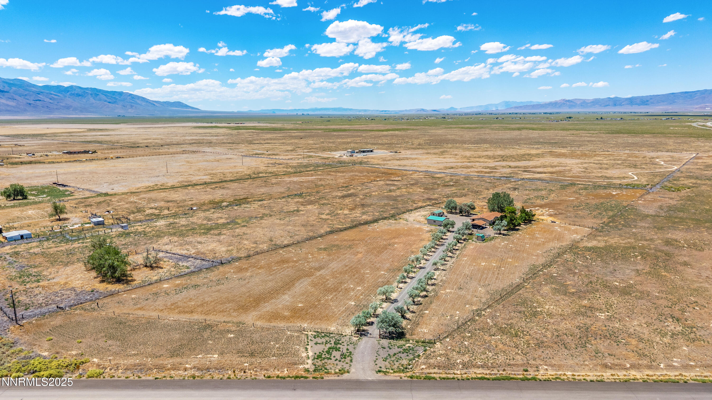 1000 Skyline Boulevard