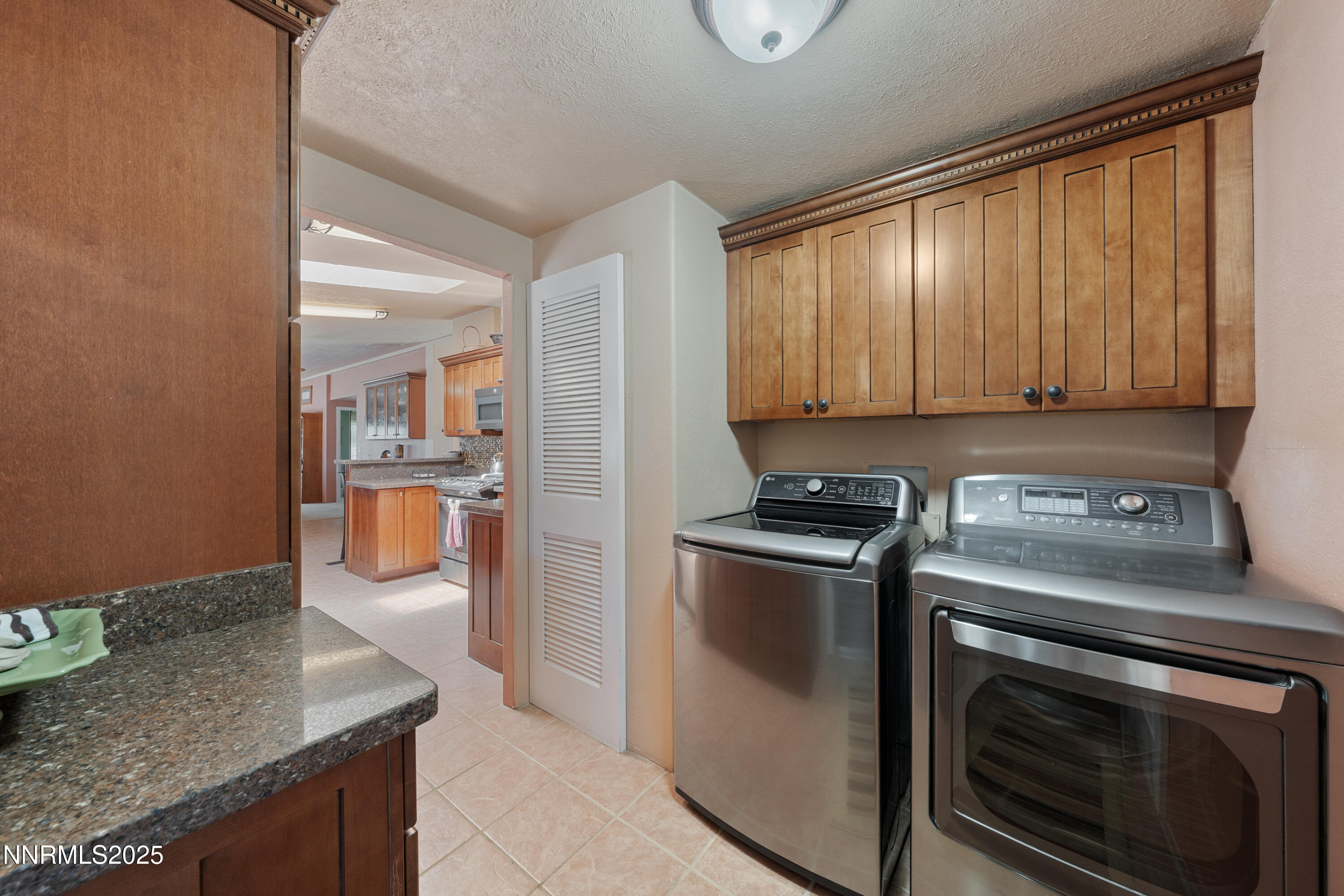 1000 Skyline Boulevard