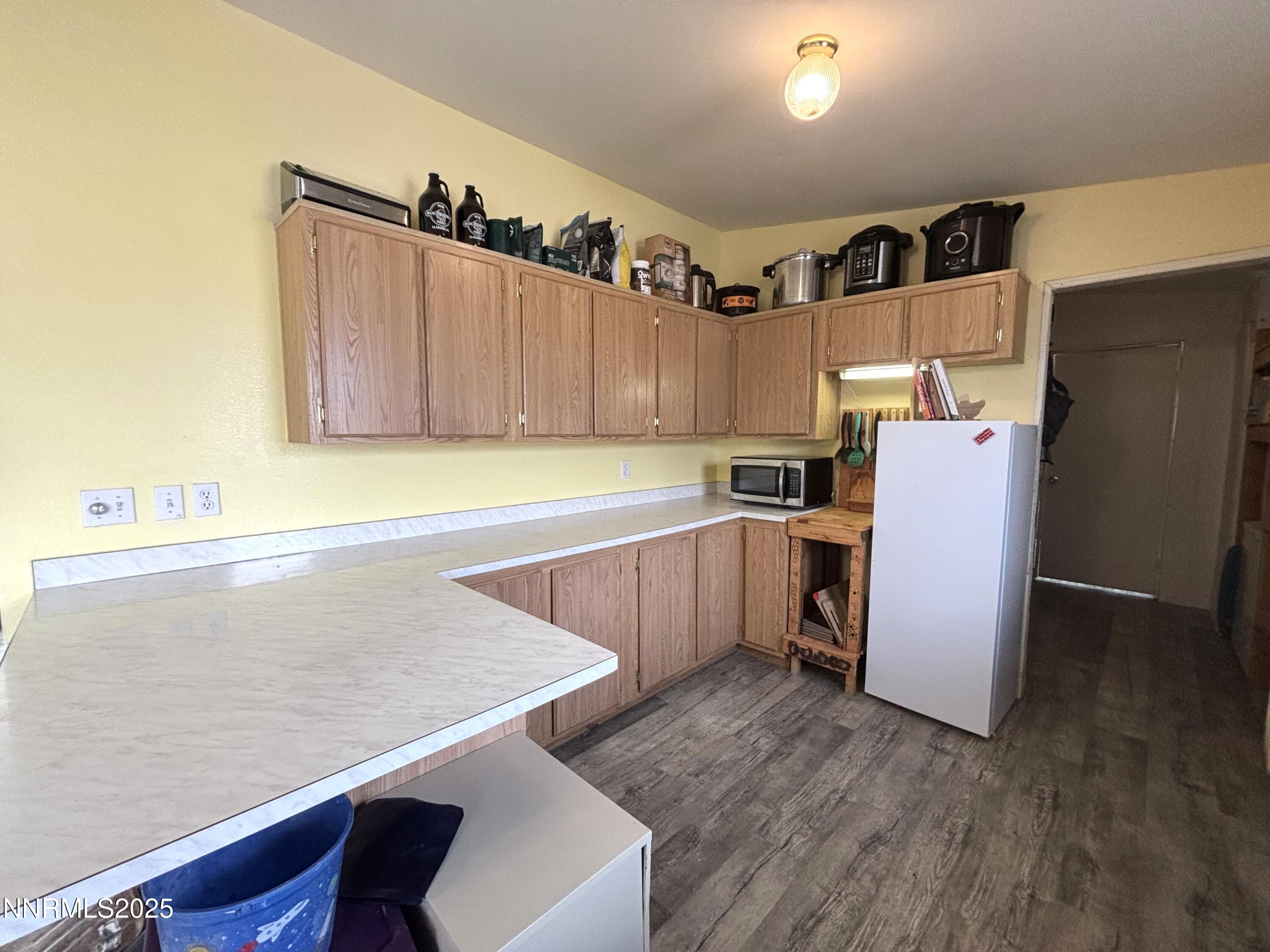 2020 E Horseshoe Road