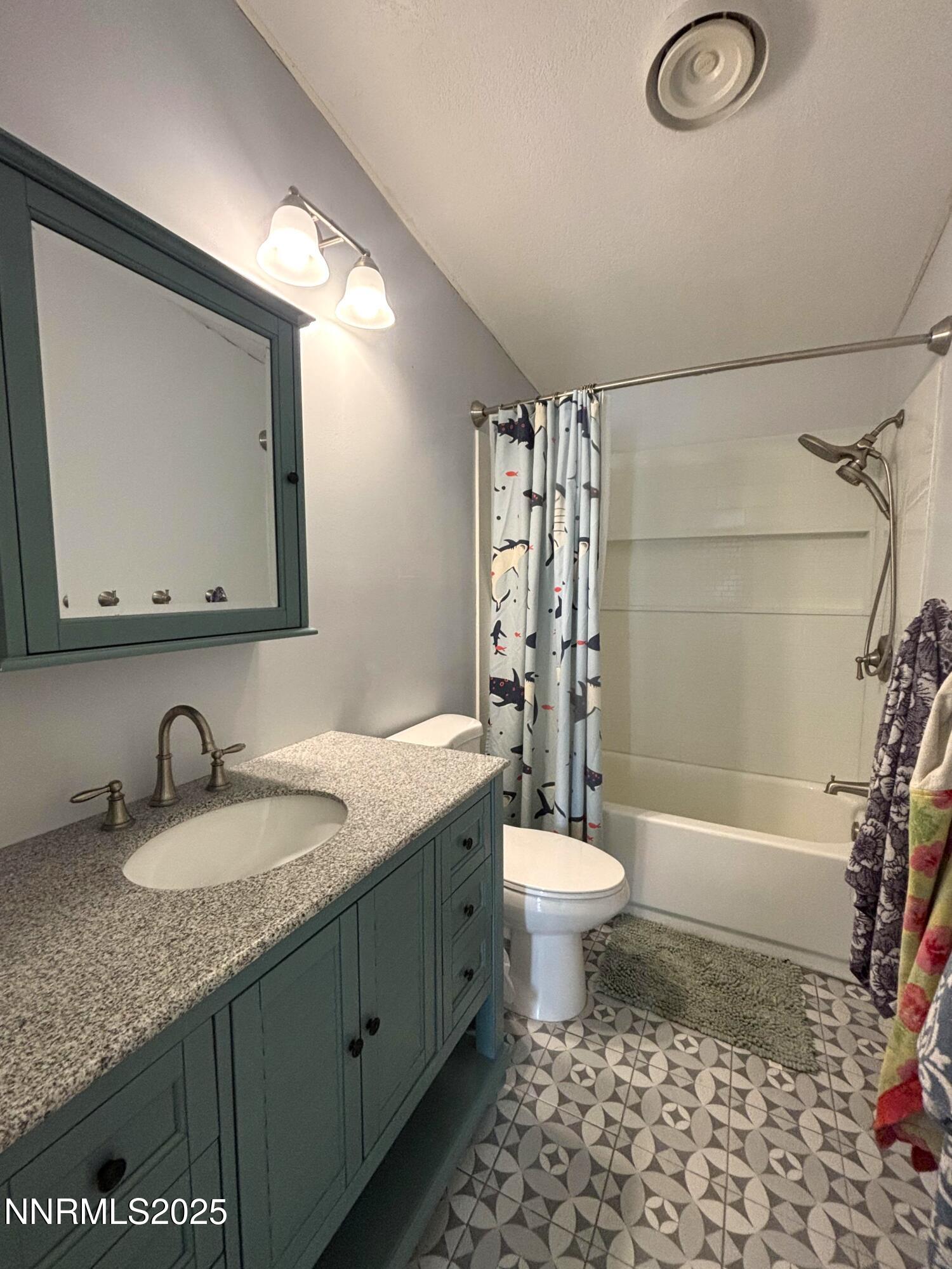 2020 E Horseshoe Road