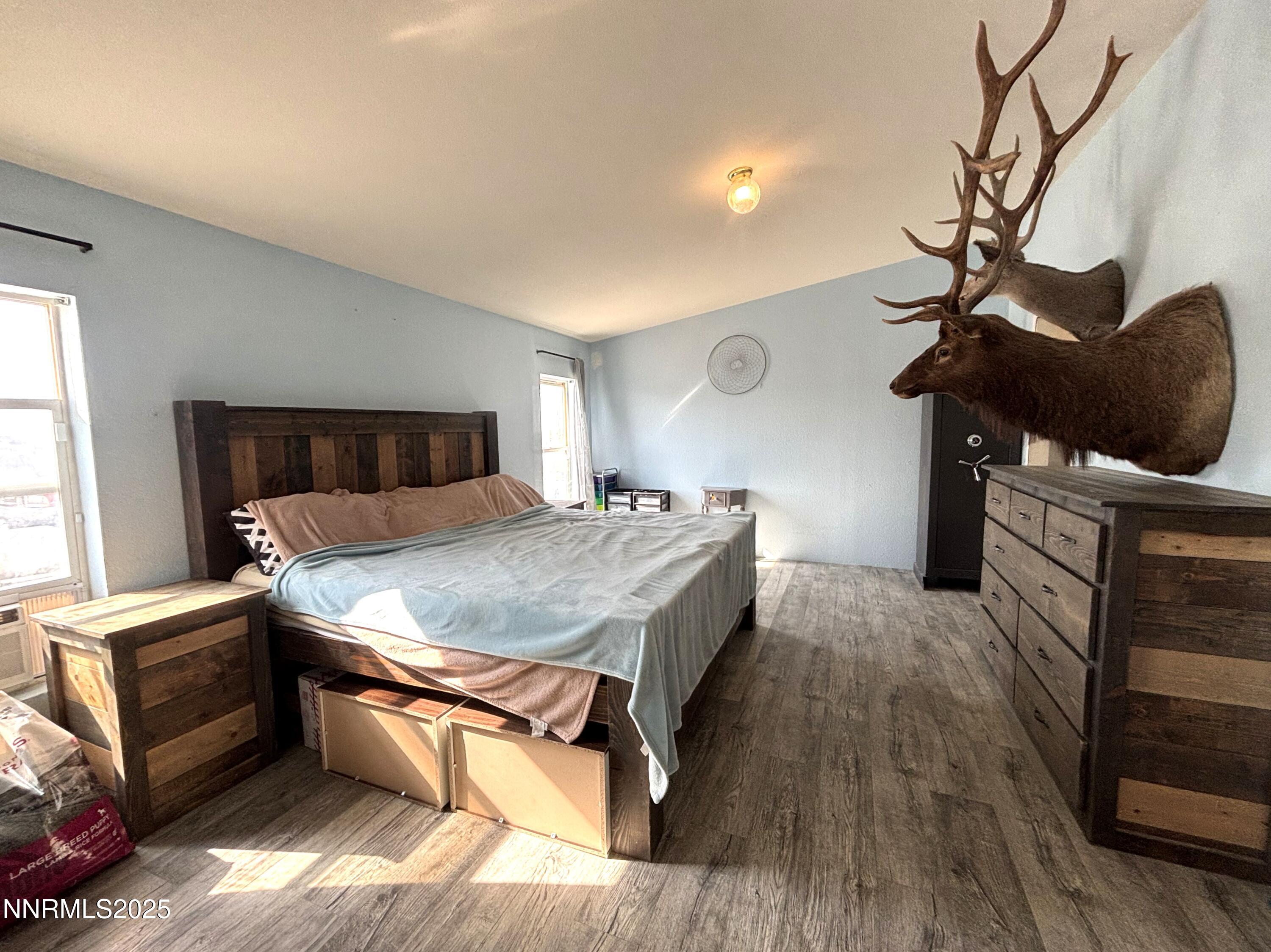 2020 E Horseshoe Road