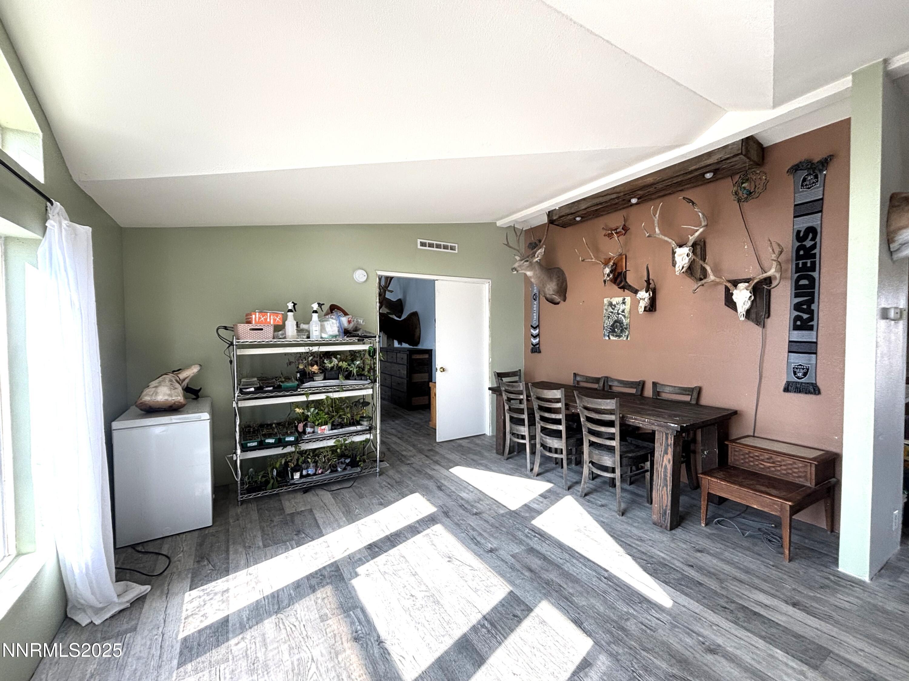 2020 E Horseshoe Road