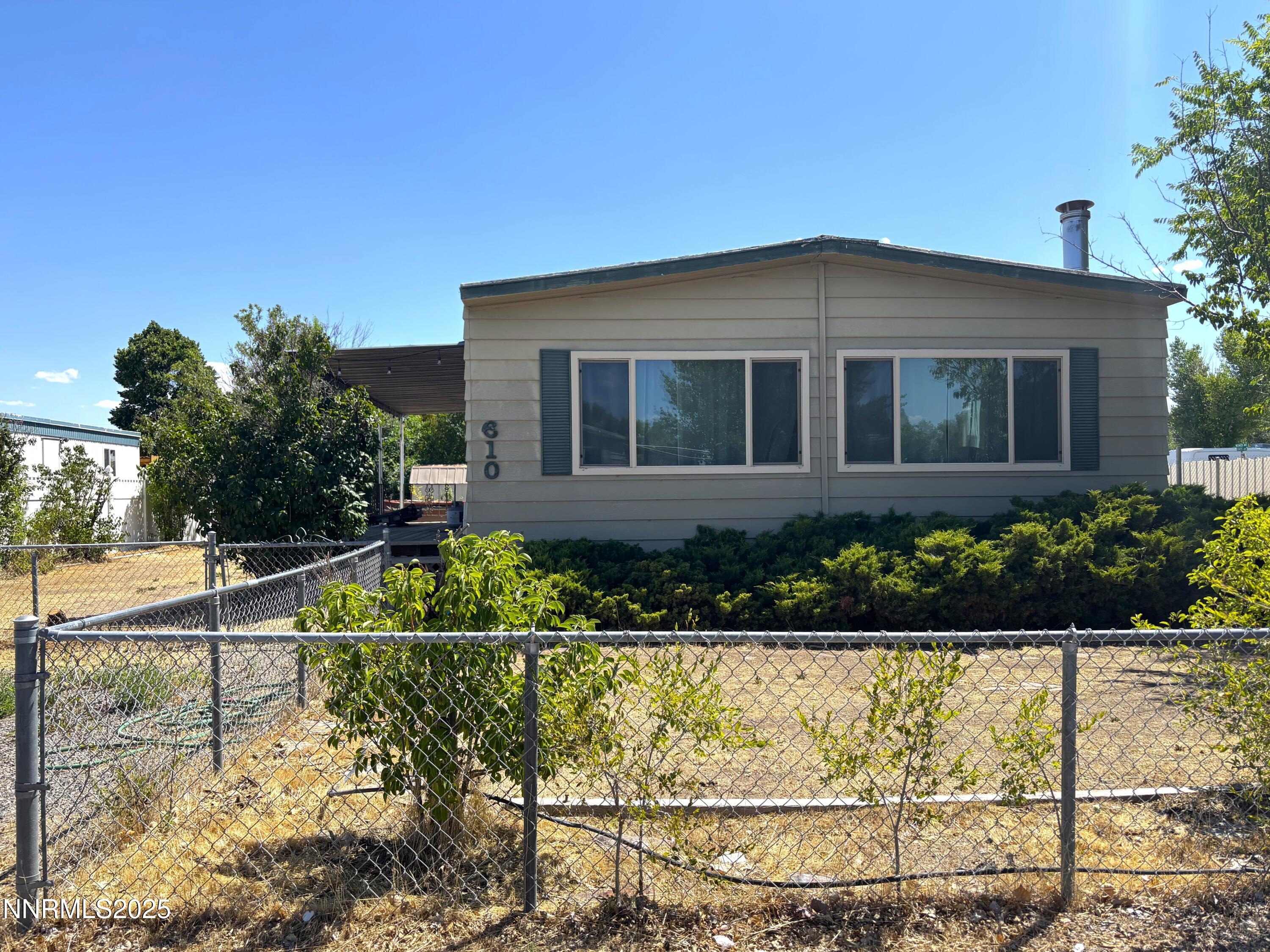 610 Walnut Court