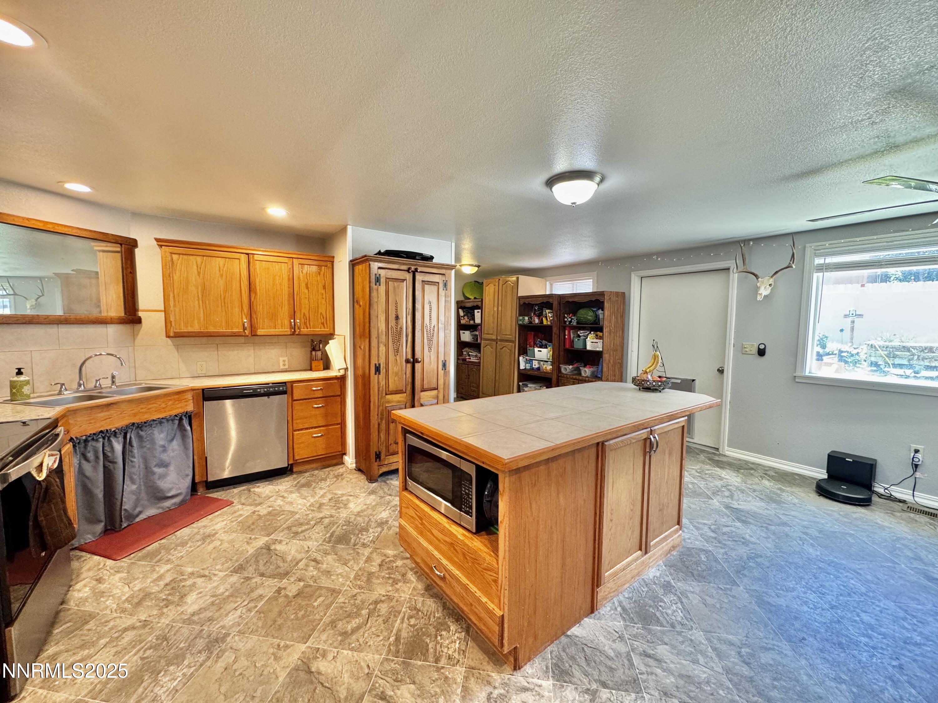 240 Circle Drive, Winnemucca