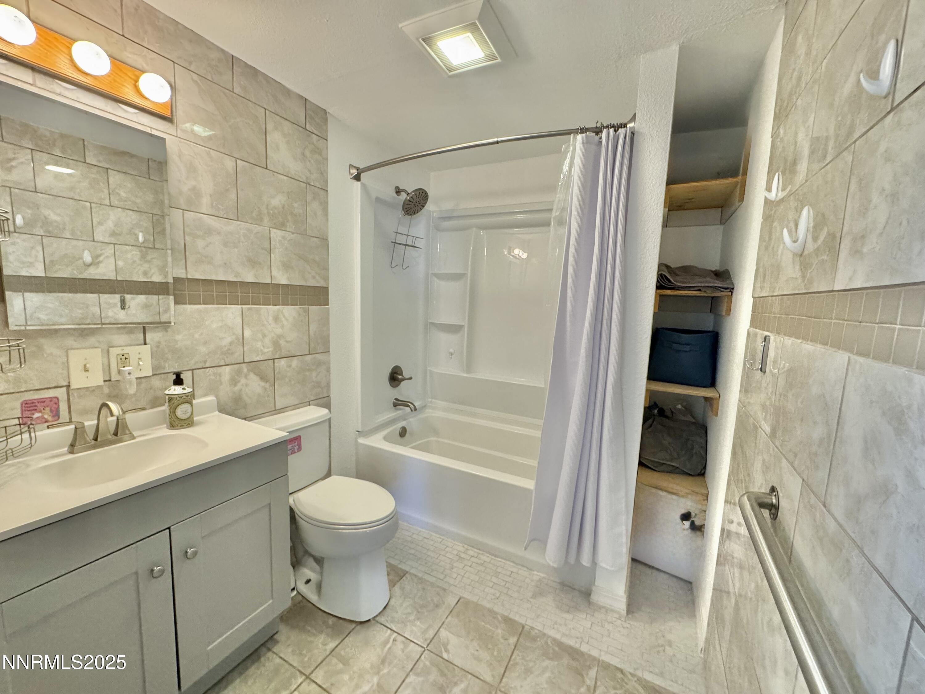 240 Circle Drive, Winnemucca