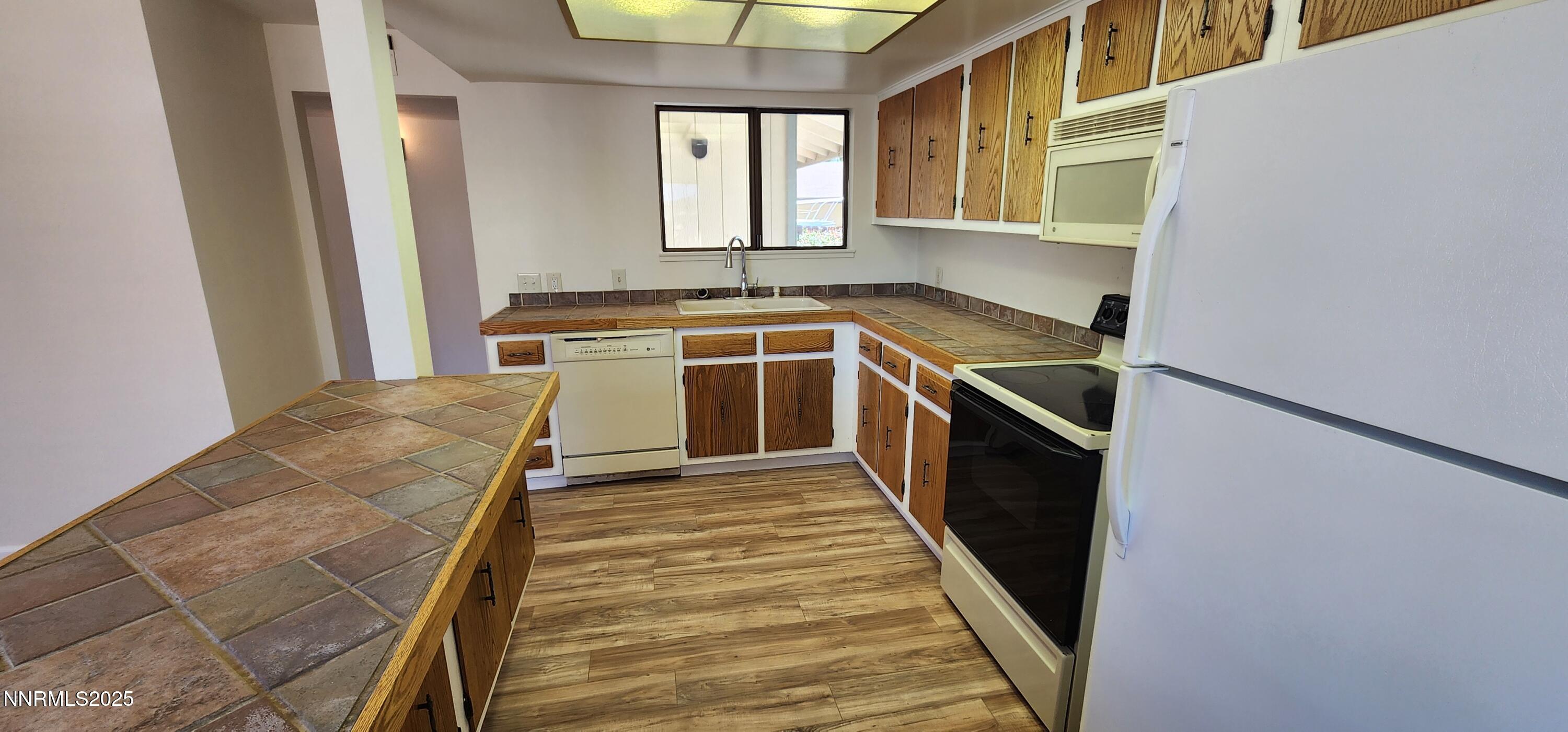 1540 King Edward Drive