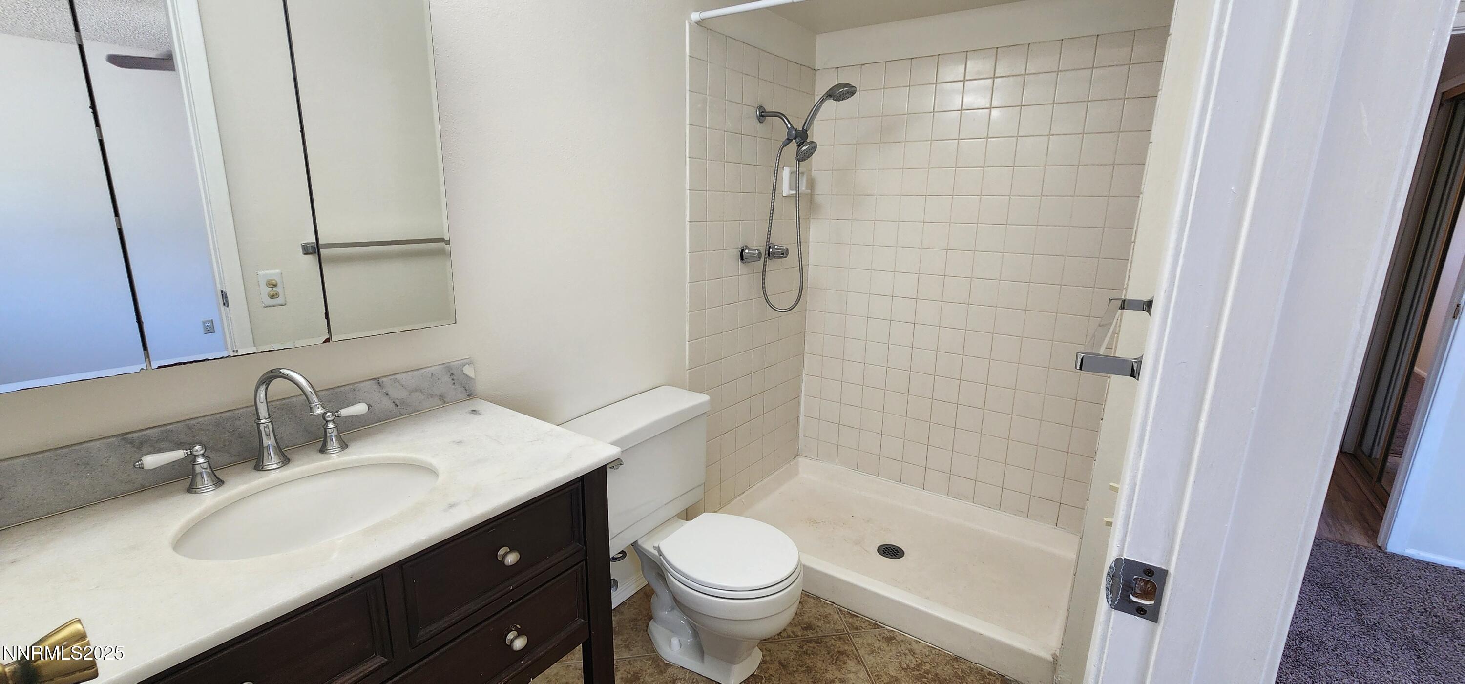 1540 King Edward Drive