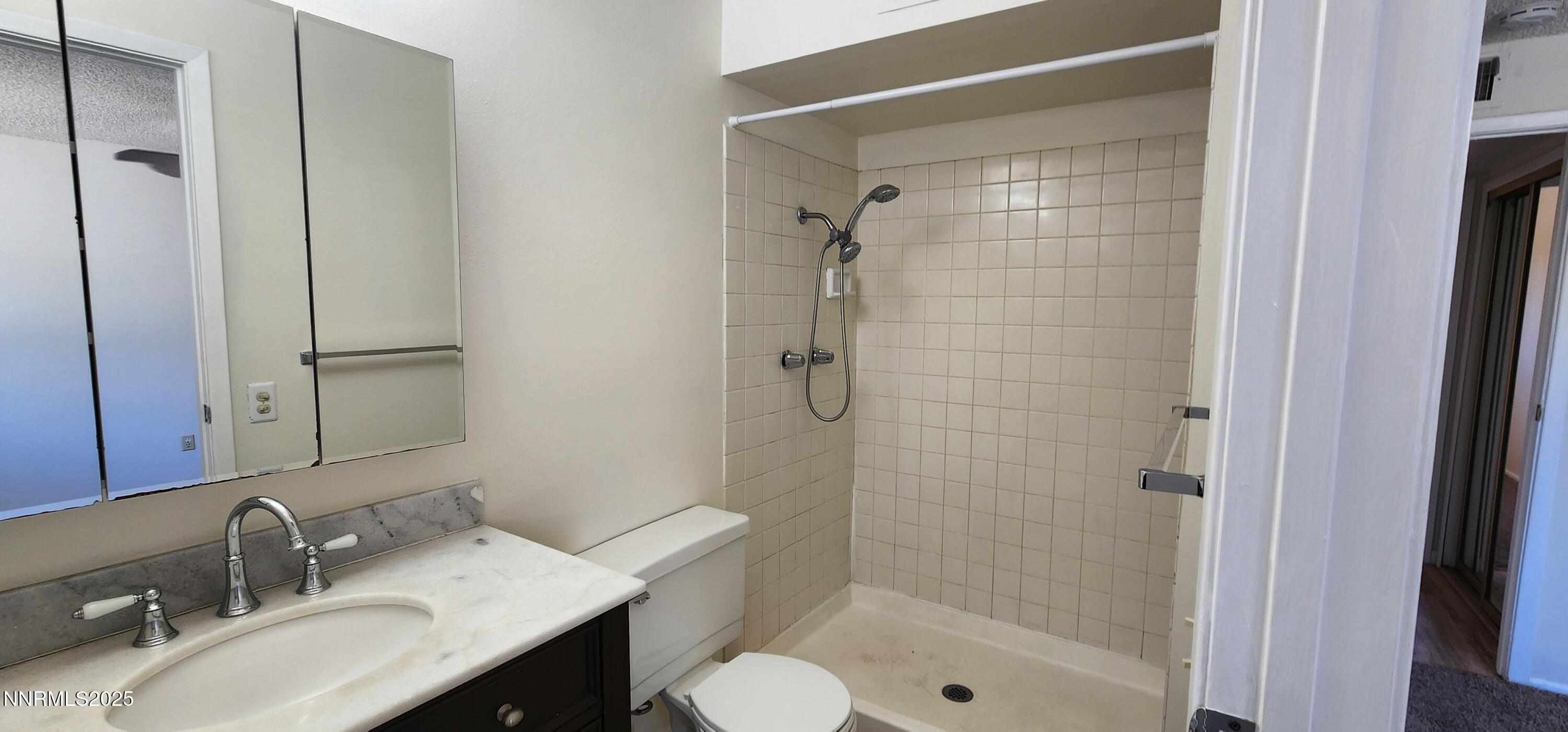 1540 King Edward Drive