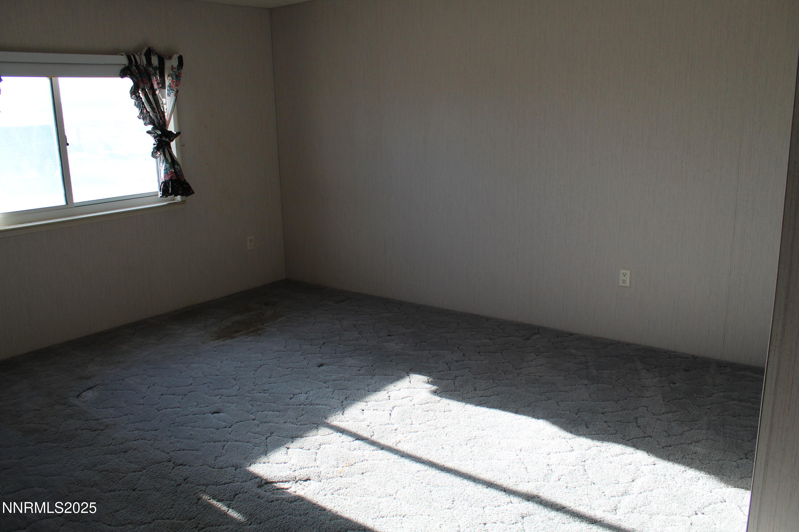 445 E Fifth Street 1