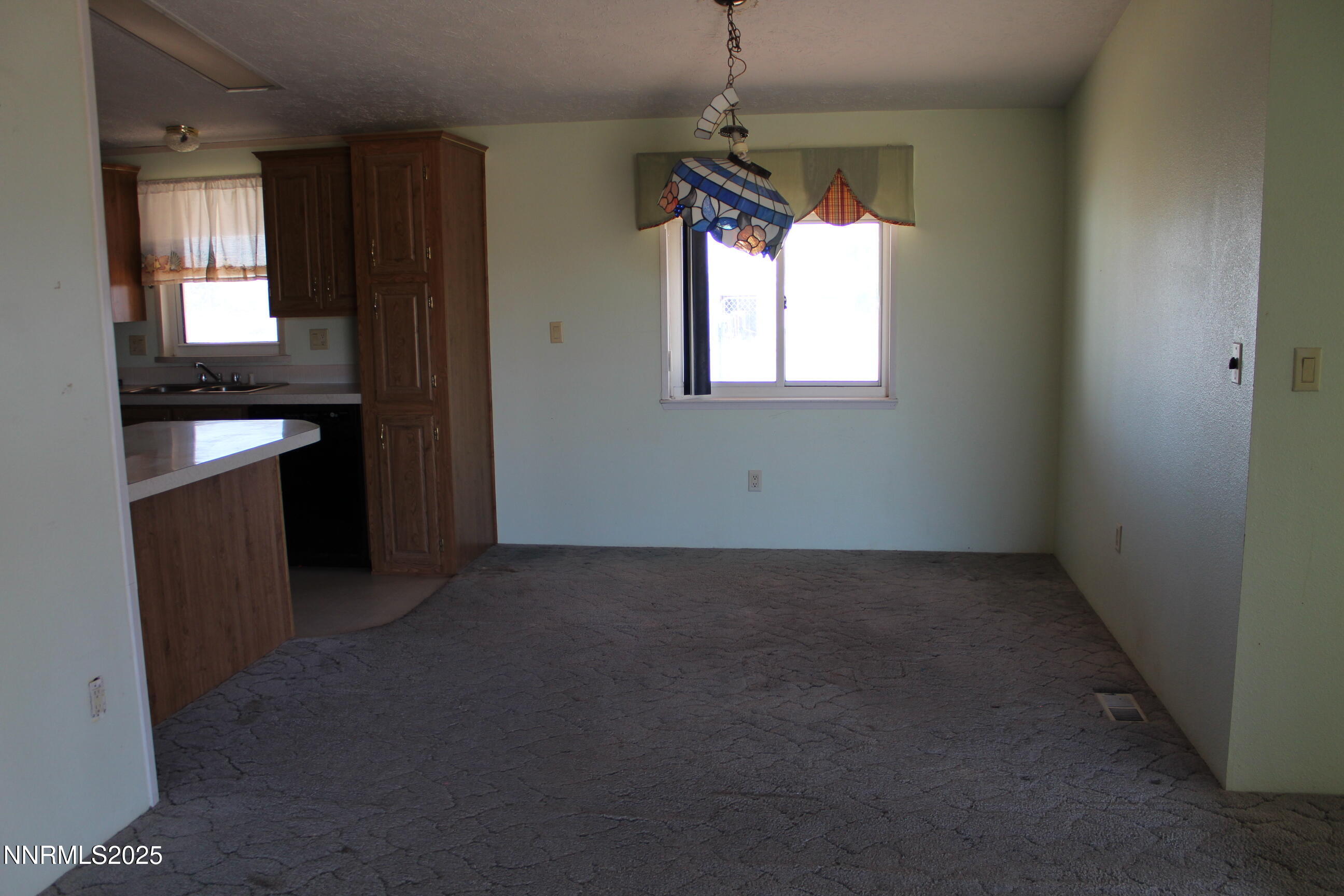 445 E Fifth Street 1