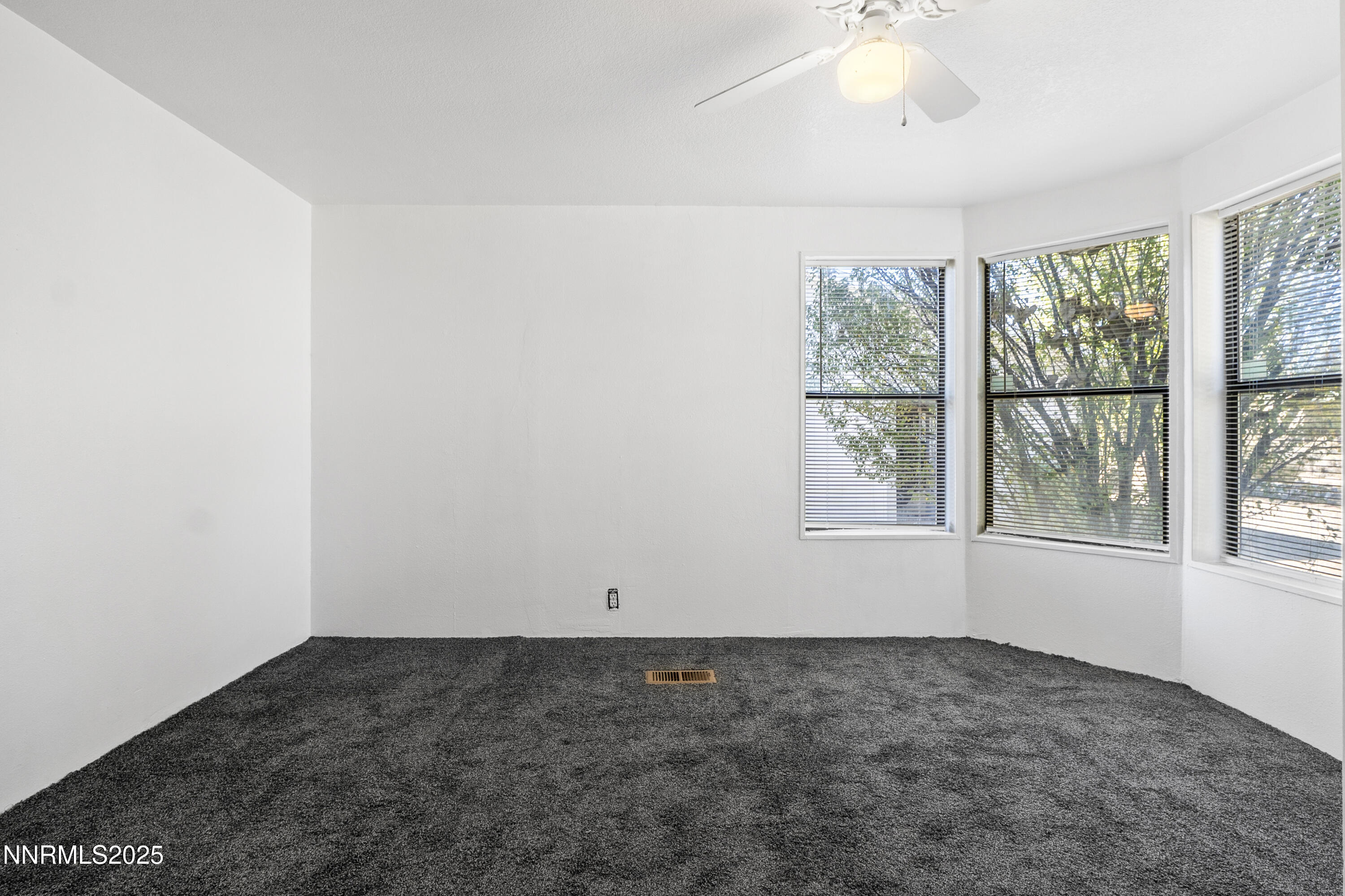 4710 Crosswind Avenue