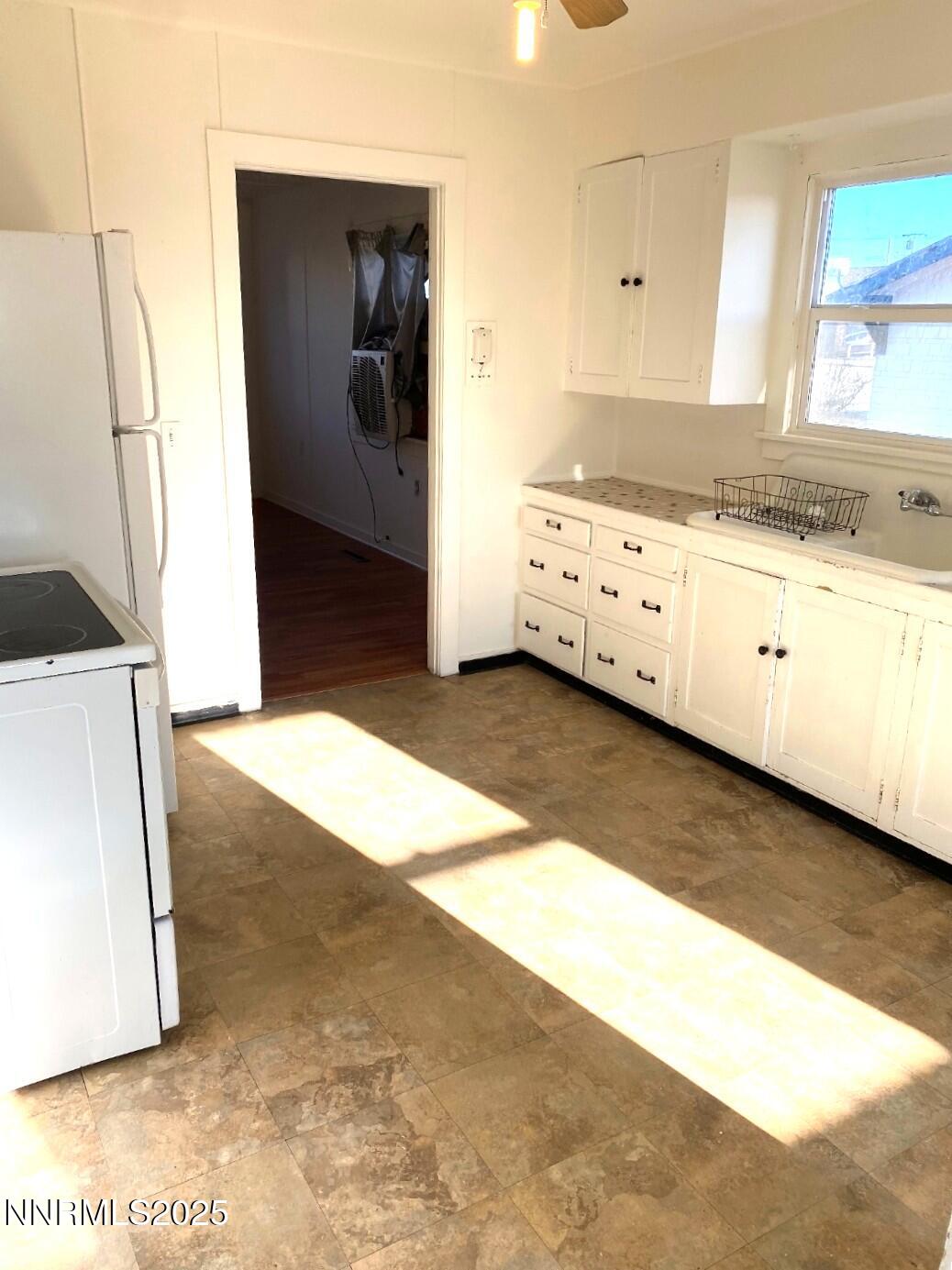 56 E 2nd Street, Battle Mountain