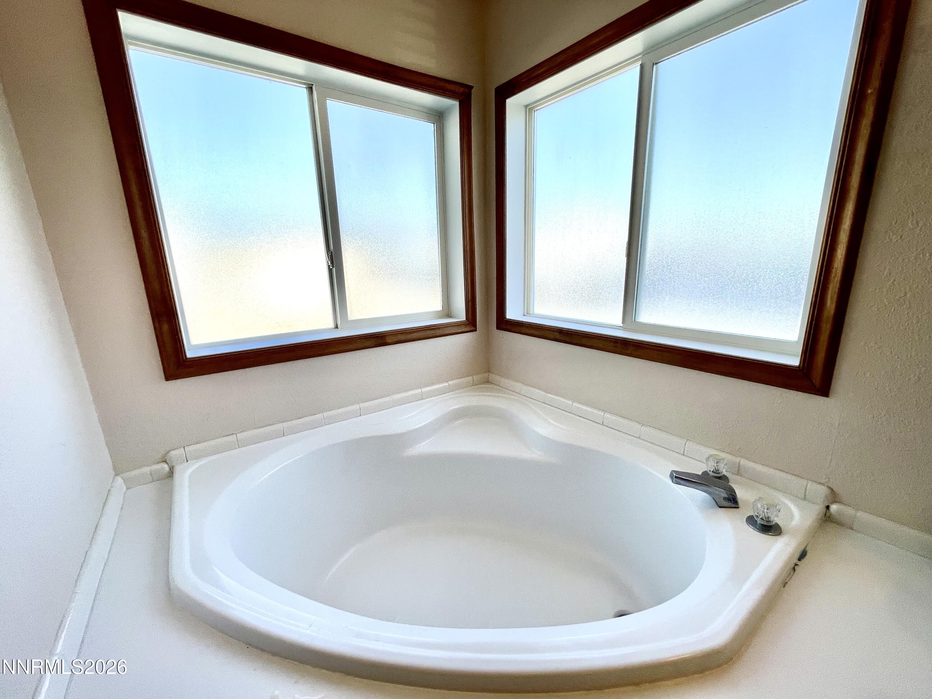 6305 Silver Knolls Court