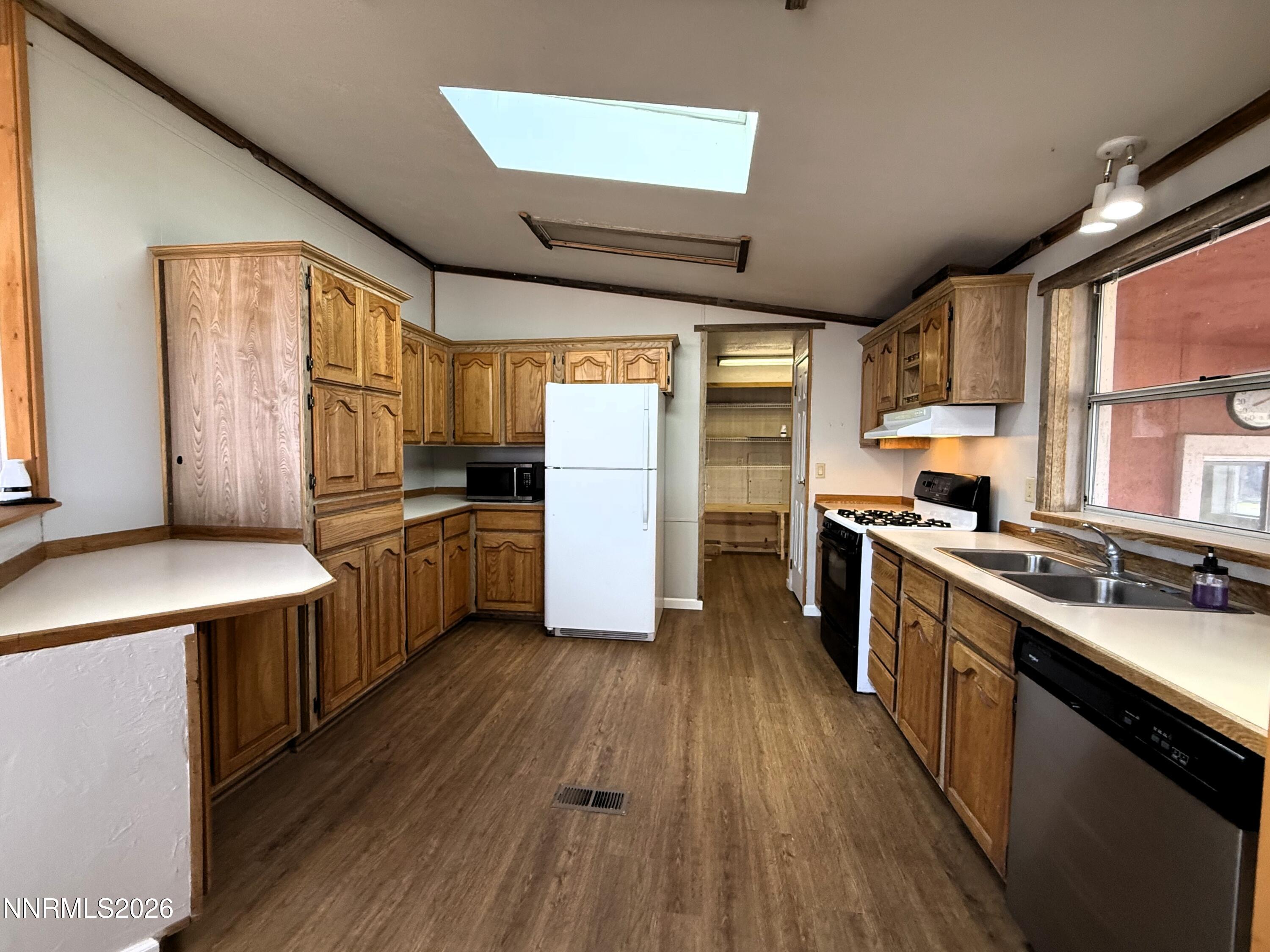 1915 Thomas Jefferson Avenue