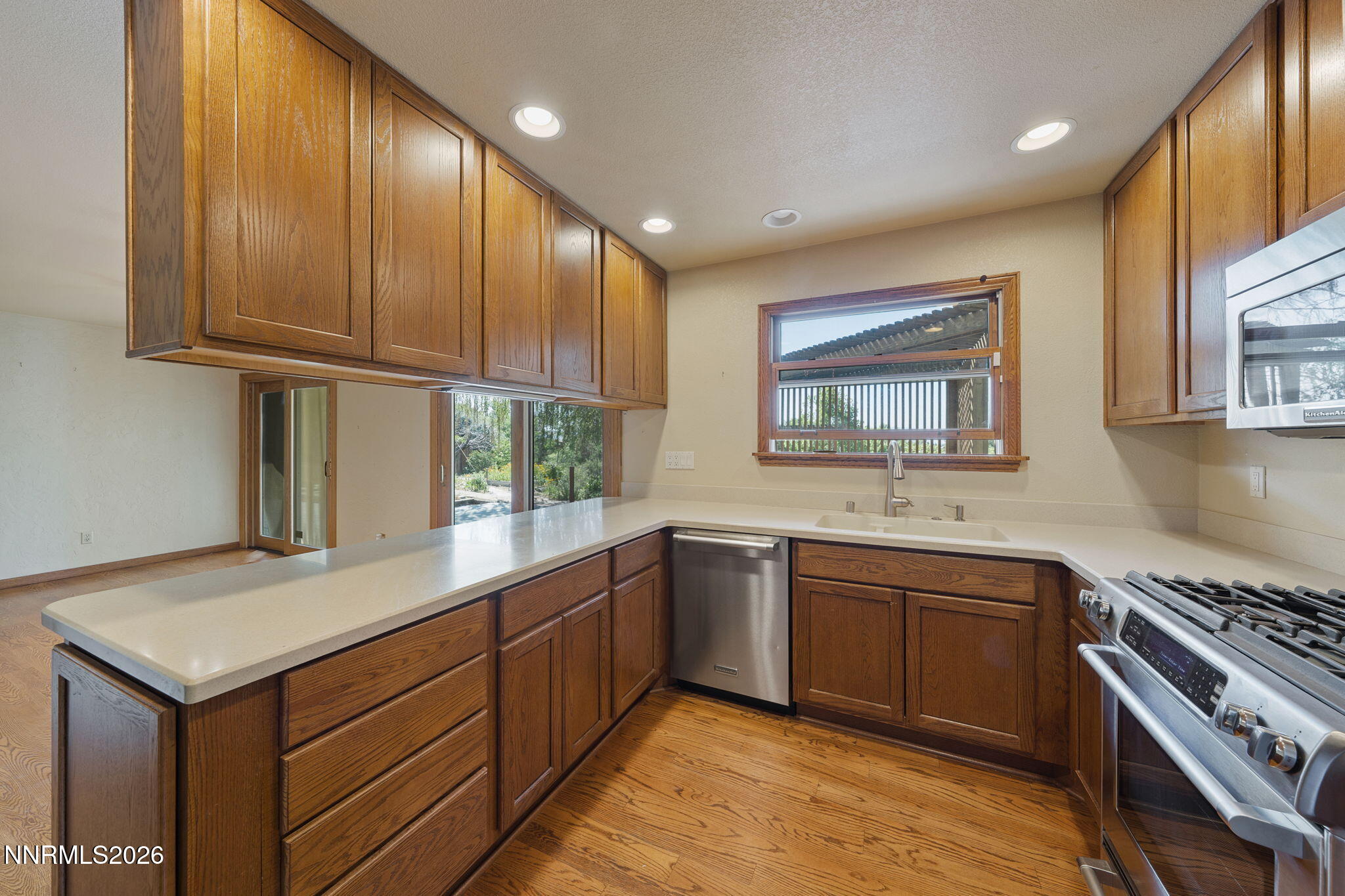 2230 King Edward Drive