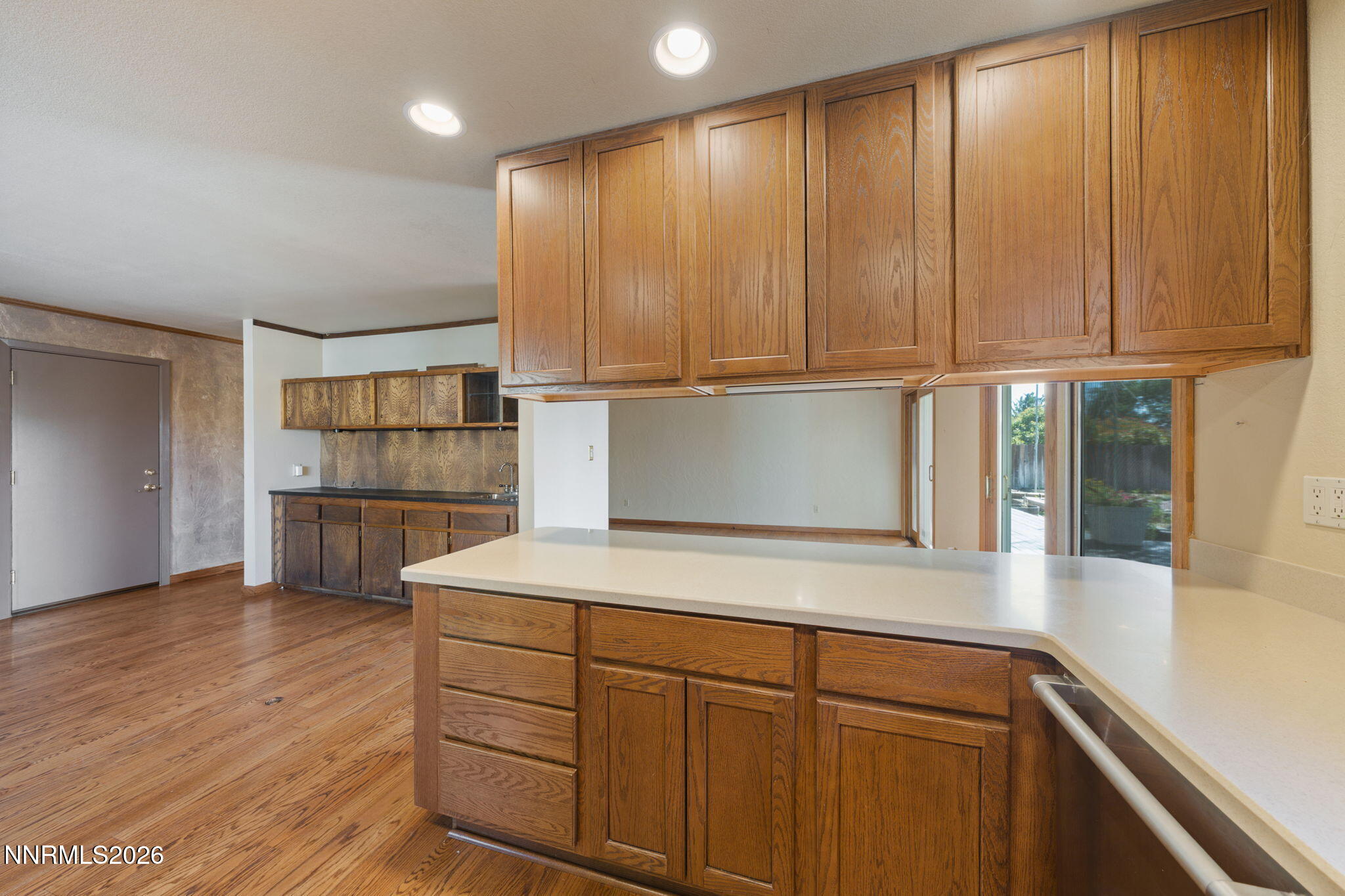 2230 King Edward Drive