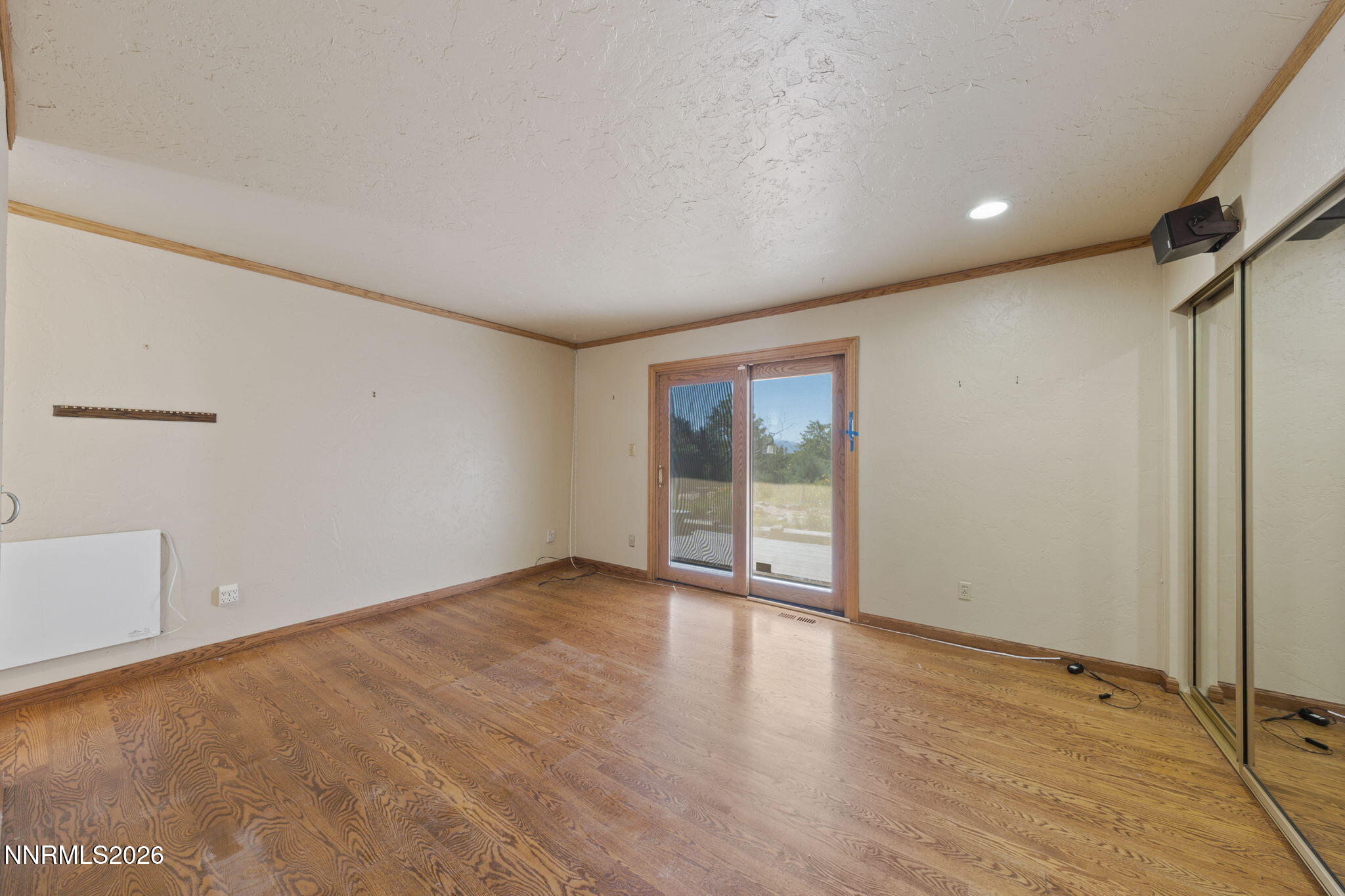2230 King Edward Drive