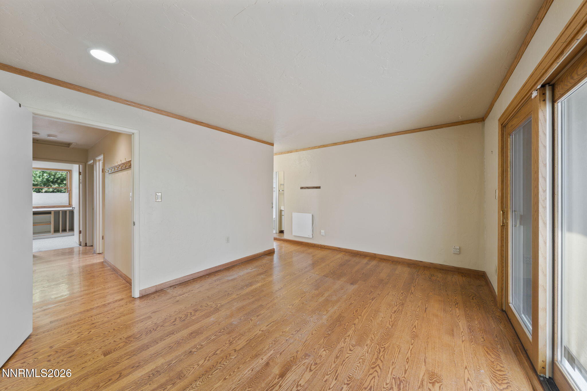 2230 King Edward Drive
