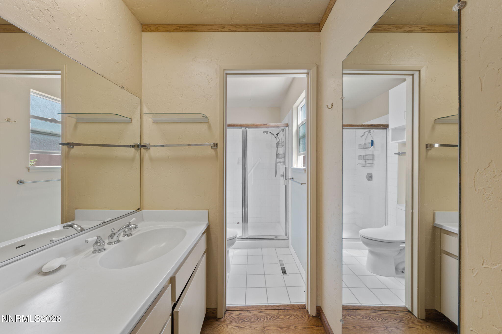 2230 King Edward Drive