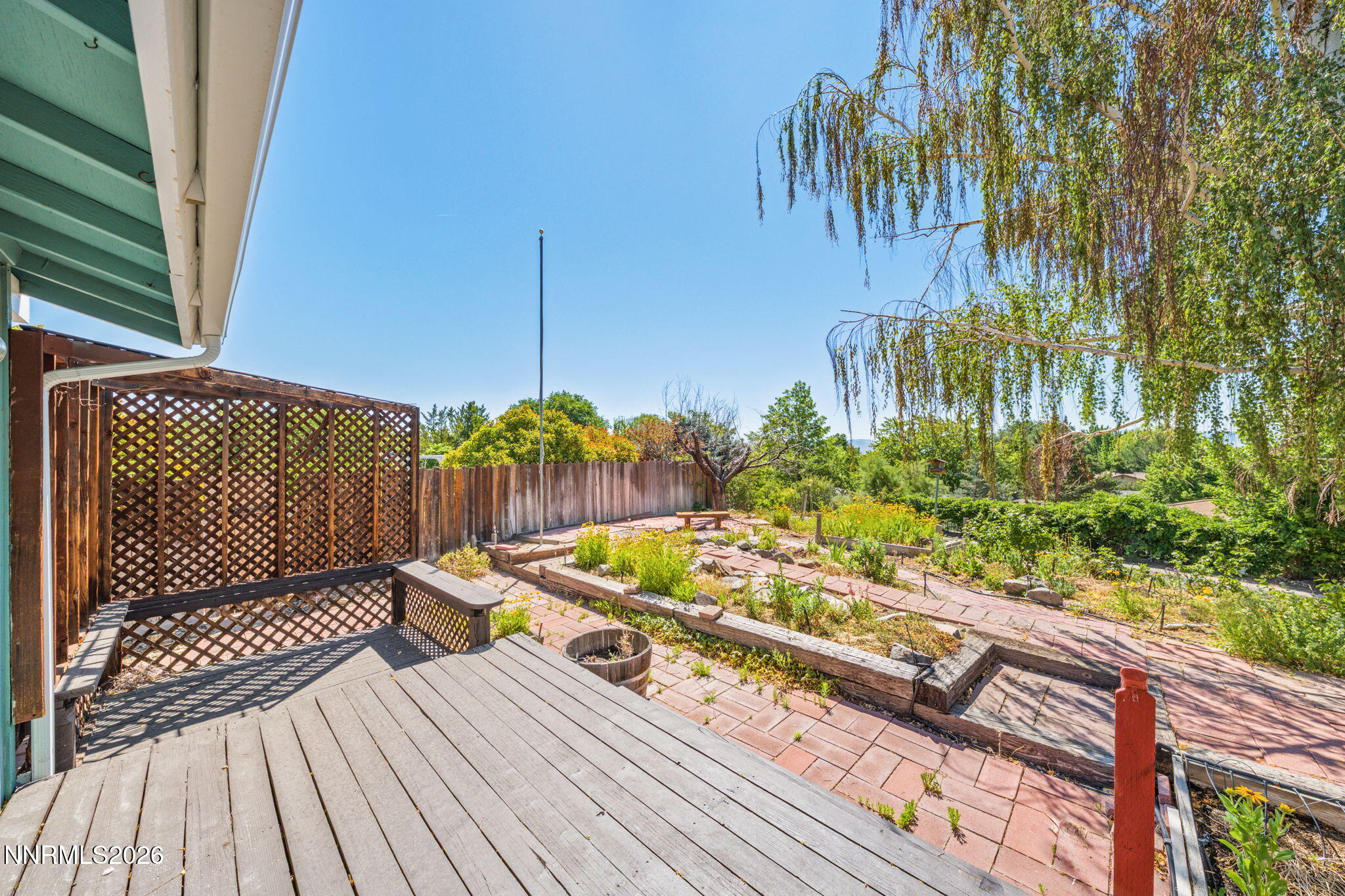 2230 King Edward Drive